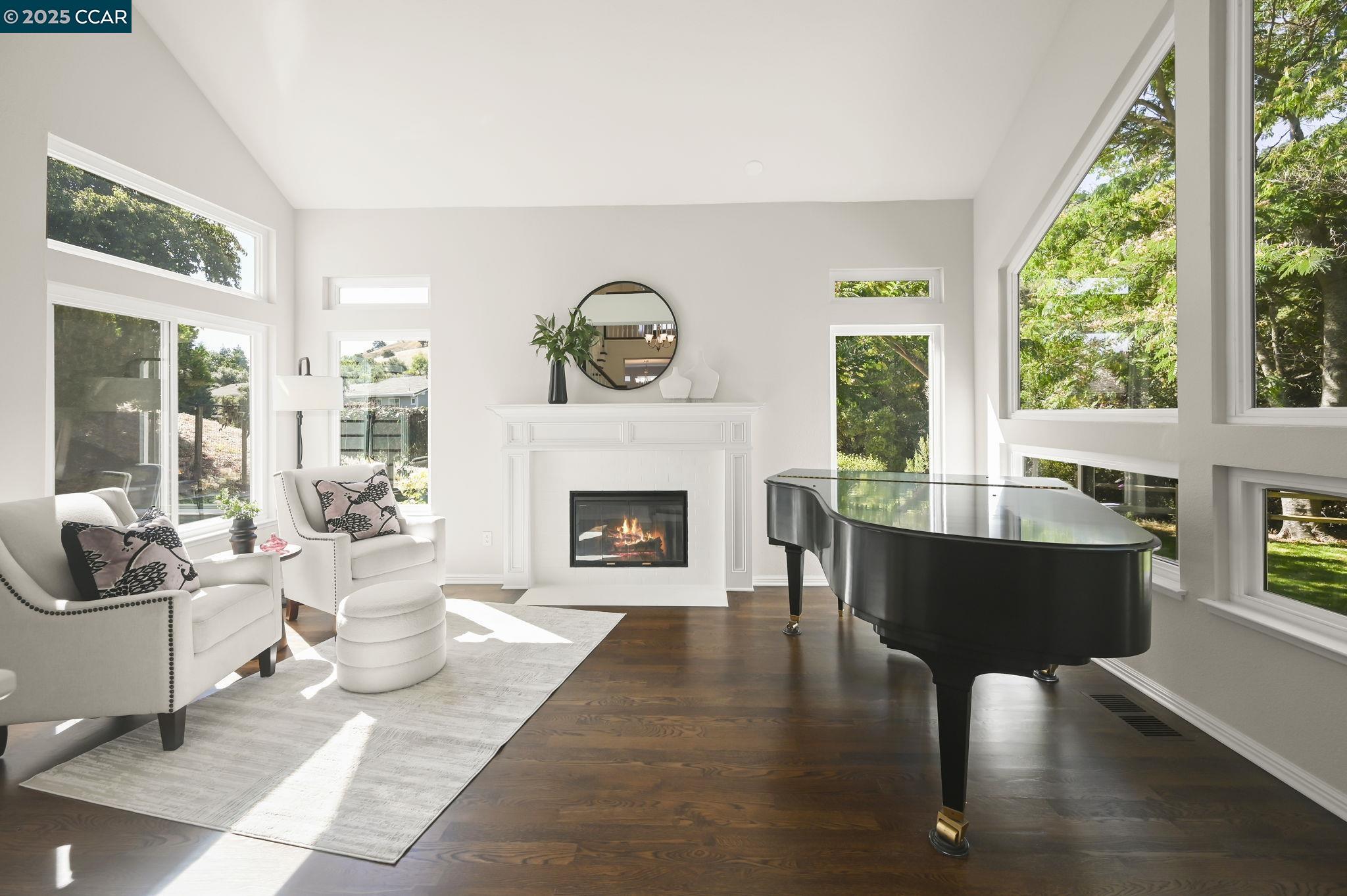 Detail Gallery Image 12 of 56 For 47 Kentfield Ct, Alamo,  CA 94507 - 4 Beds | 2/1 Baths