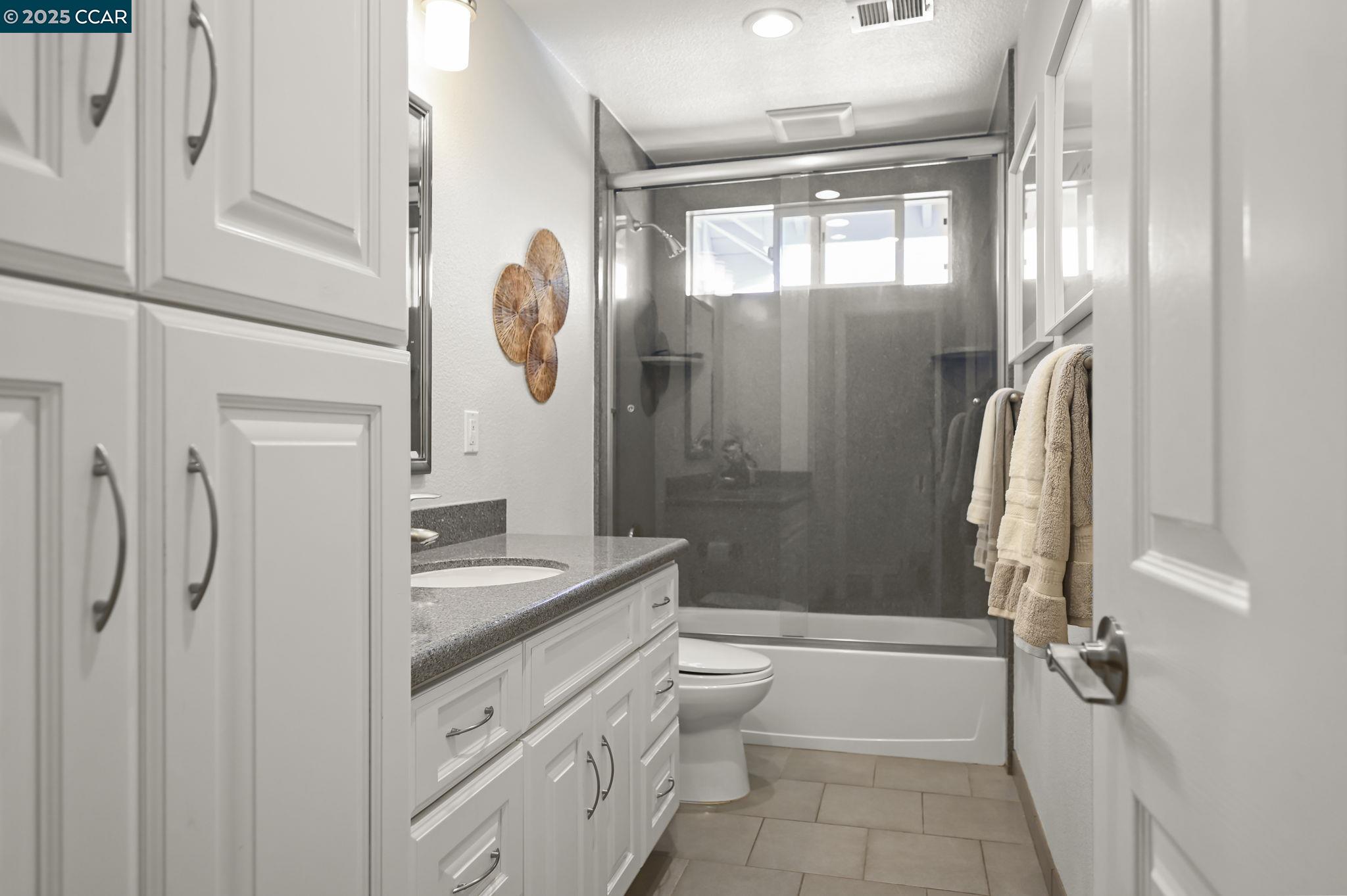 Detail Gallery Image 29 of 56 For 47 Kentfield Ct, Alamo,  CA 94507 - 4 Beds | 2/1 Baths