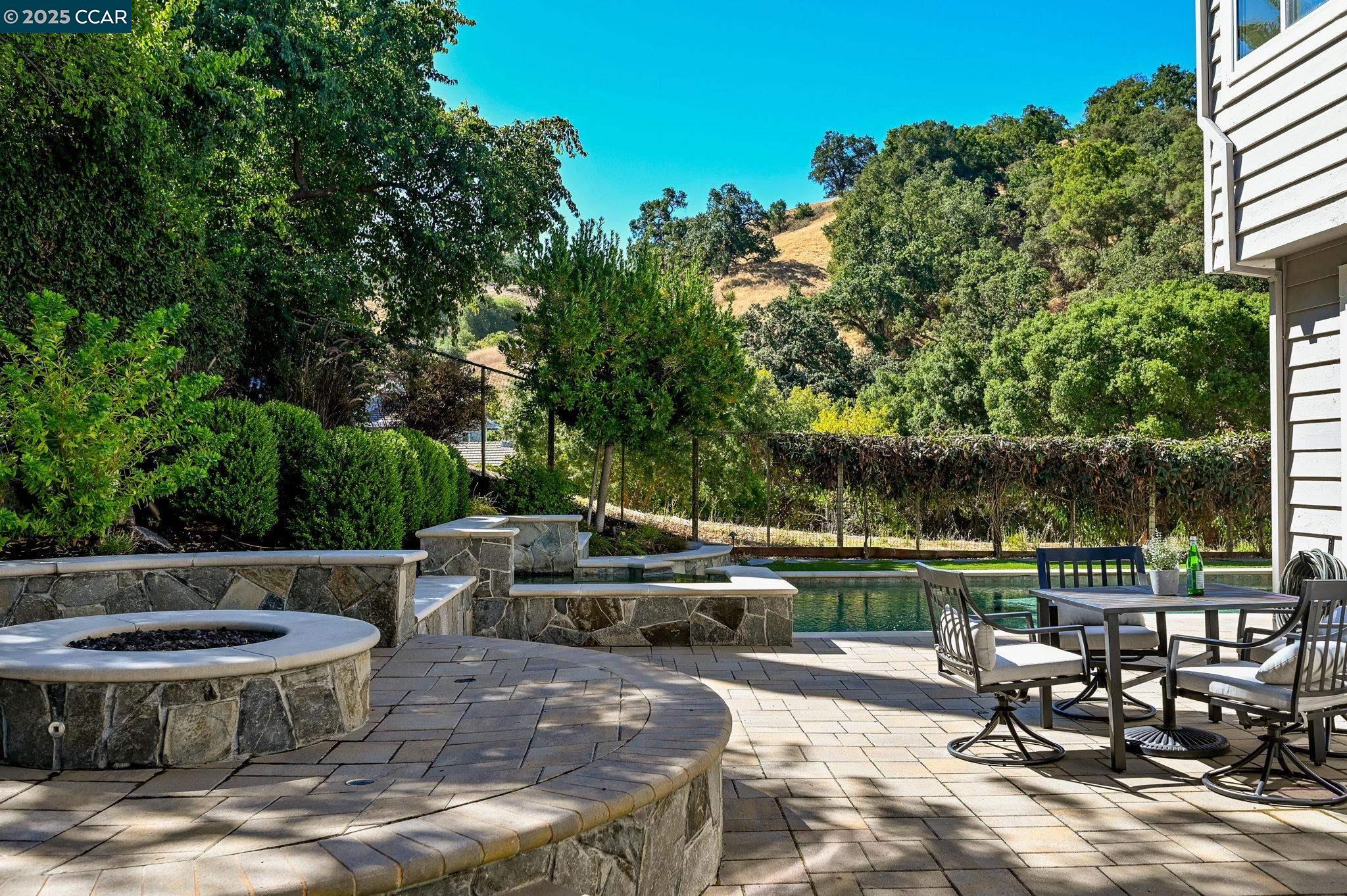 Detail Gallery Image 34 of 57 For 47 Kentfield Ct, Alamo,  CA 94507 - 4 Beds | 2/1 Baths