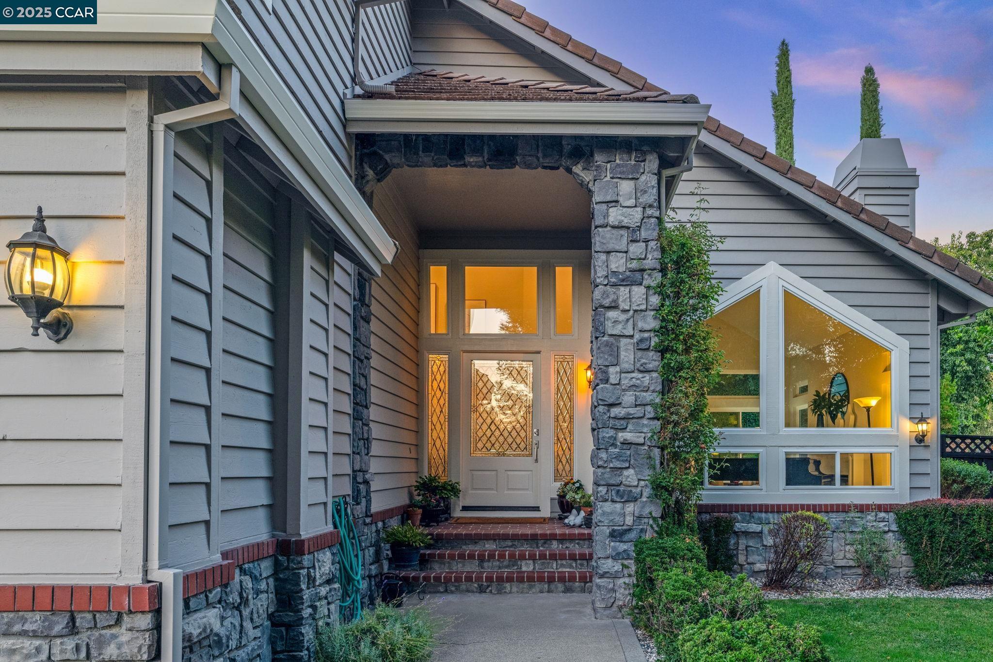 Detail Gallery Image 6 of 57 For 47 Kentfield Ct, Alamo,  CA 94507 - 4 Beds | 2/1 Baths