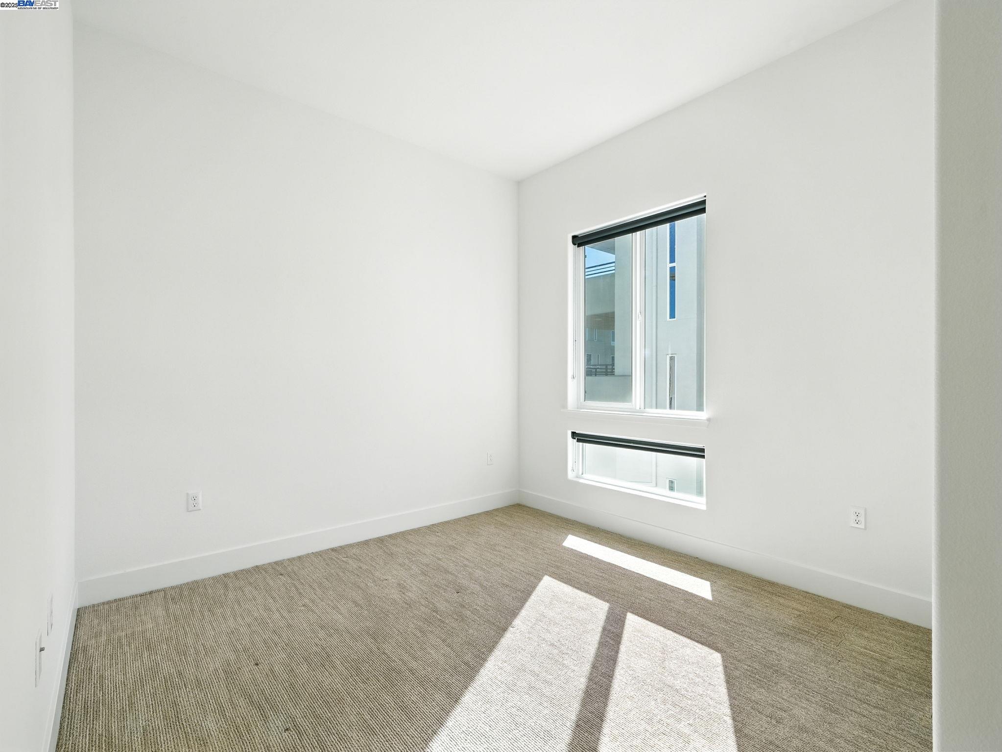 Detail Gallery Image 18 of 32 For 1748 Kilowatt #301,  Fremont,  CA 94538 - 3 Beds | 2/1 Baths
