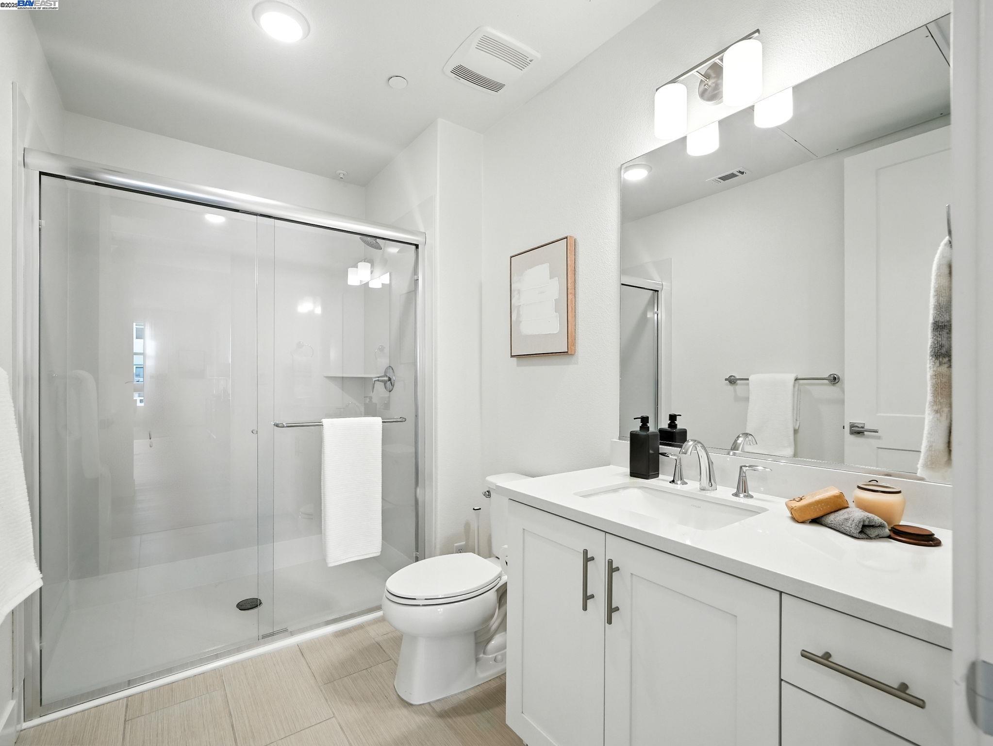 Detail Gallery Image 20 of 32 For 1748 Kilowatt #301,  Fremont,  CA 94538 - 3 Beds | 2/1 Baths