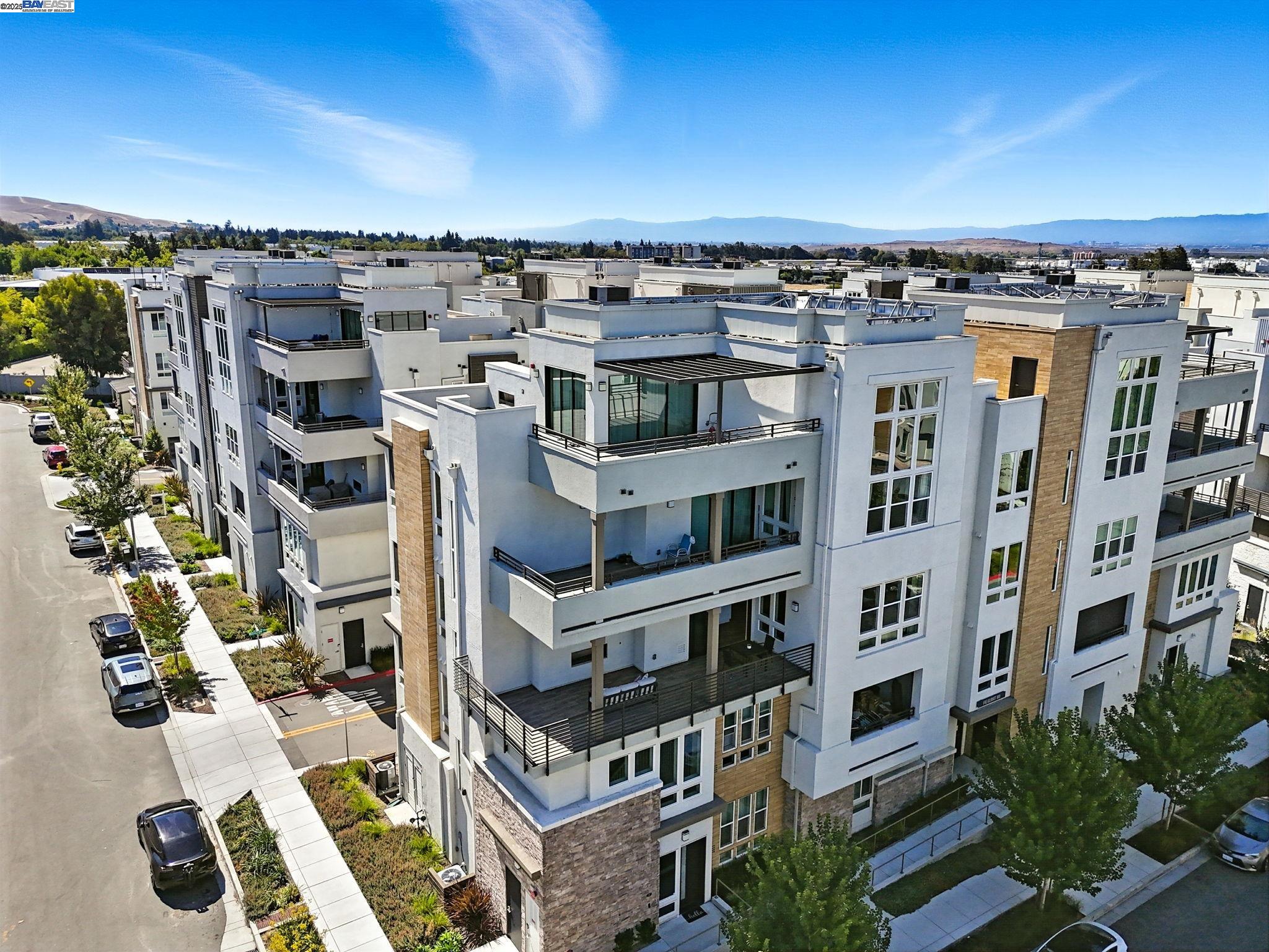 Detail Gallery Image 32 of 32 For 1748 Kilowatt #301,  Fremont,  CA 94538 - 3 Beds | 2/1 Baths
