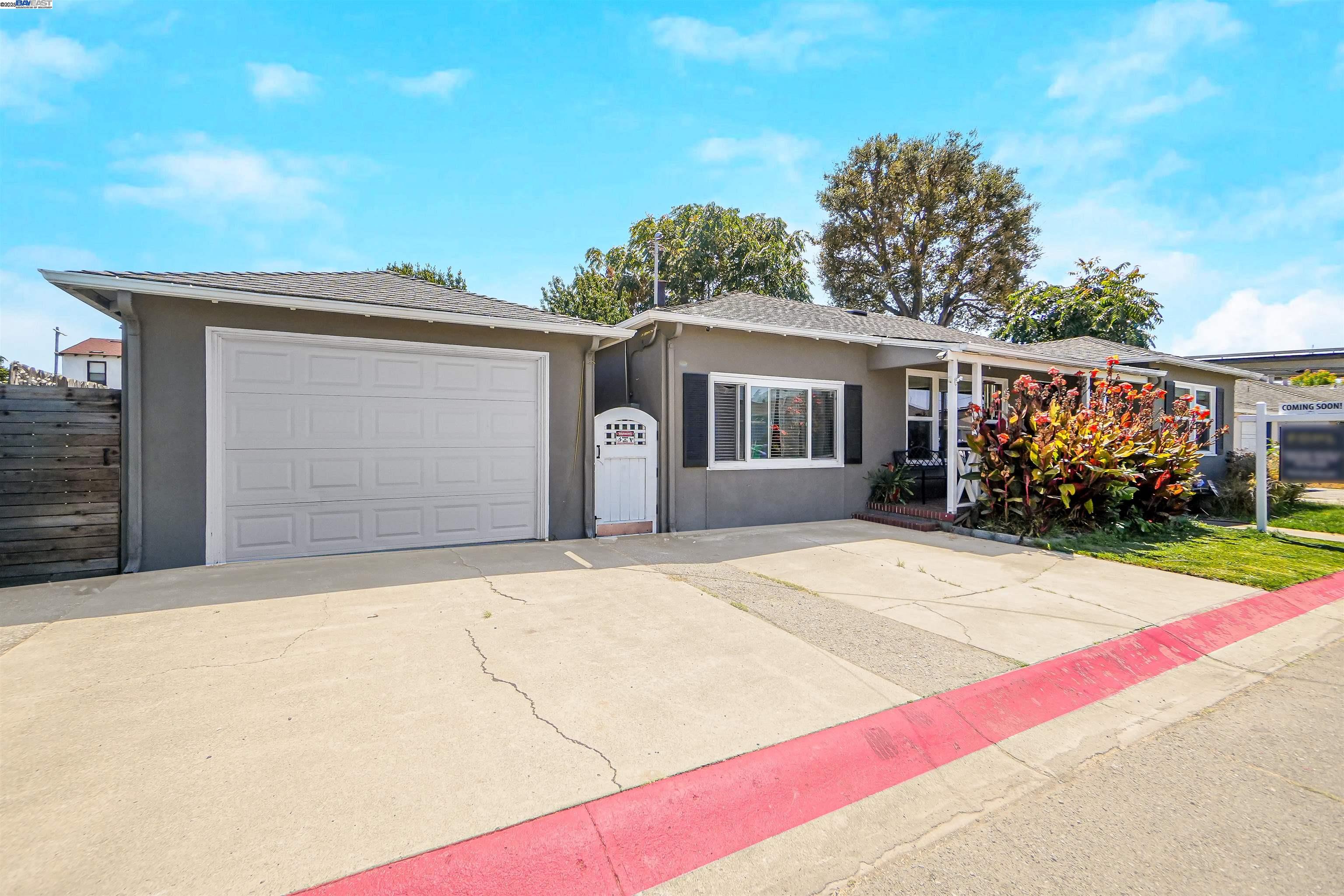 Detail Gallery Image 2 of 47 For 641 Jordan Way, Hayward,  CA 94541 - 3 Beds | 1 Baths