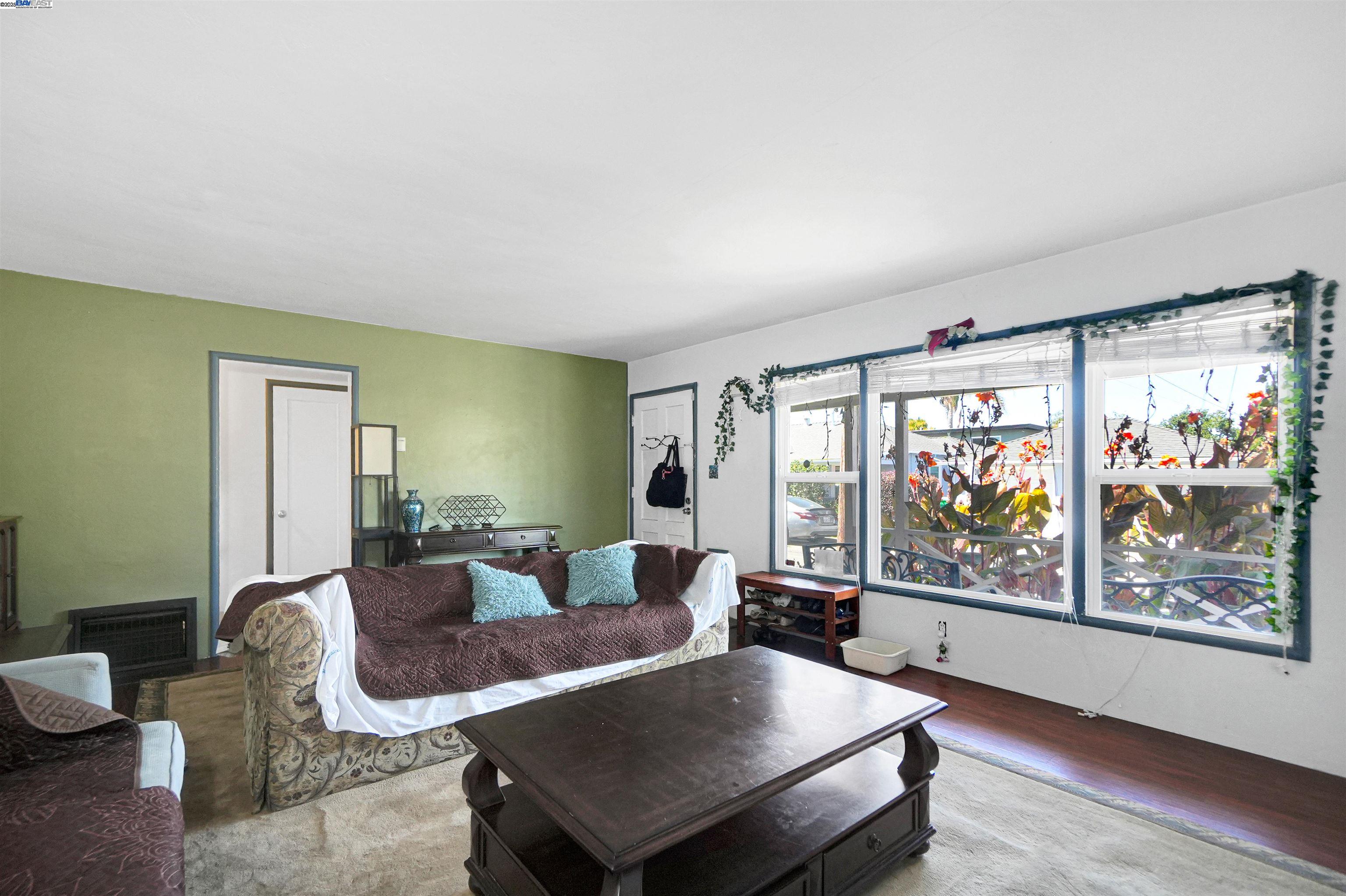 Detail Gallery Image 11 of 47 For 641 Jordan Way, Hayward,  CA 94541 - 3 Beds | 1 Baths