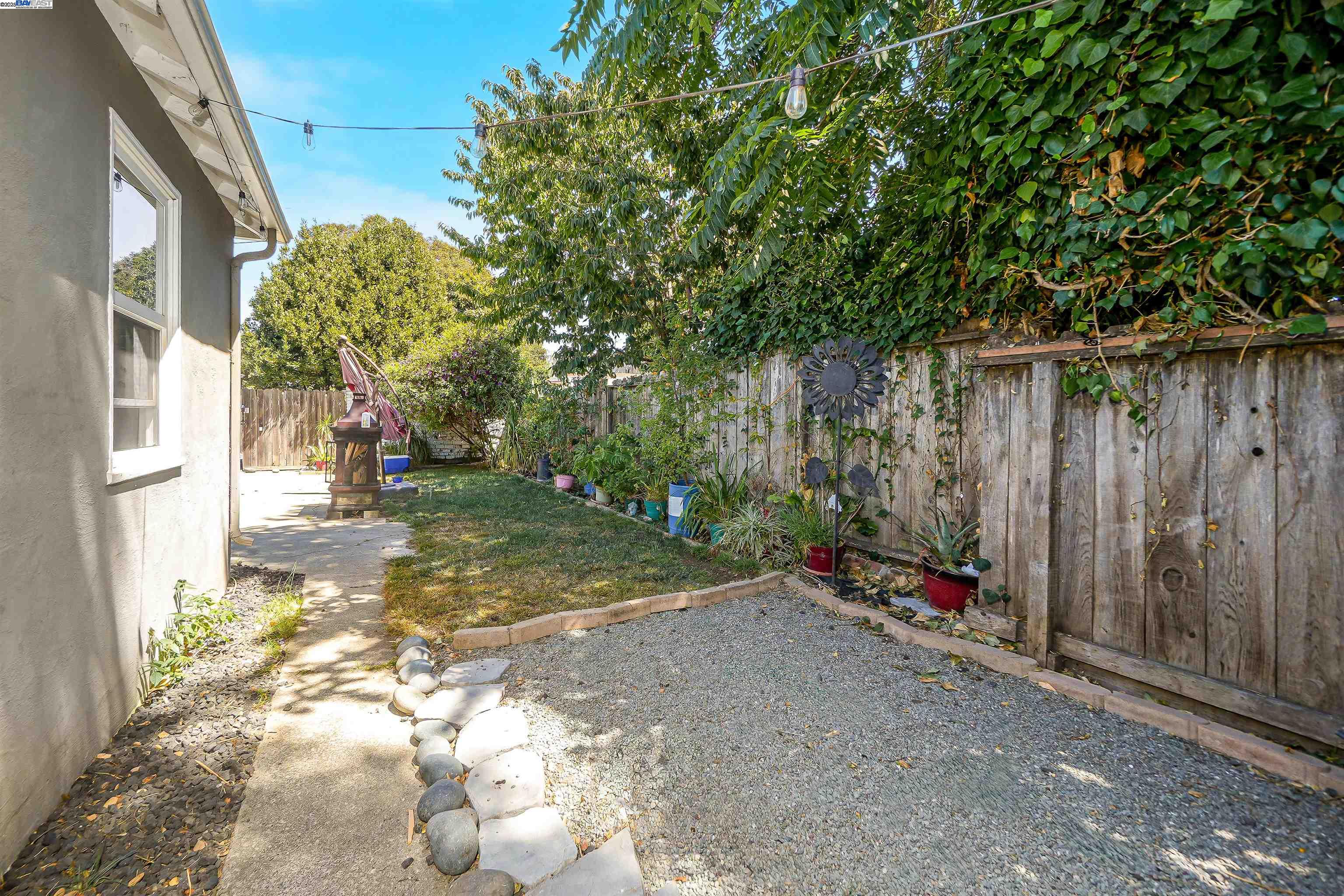Detail Gallery Image 37 of 47 For 641 Jordan Way, Hayward,  CA 94541 - 3 Beds | 1 Baths