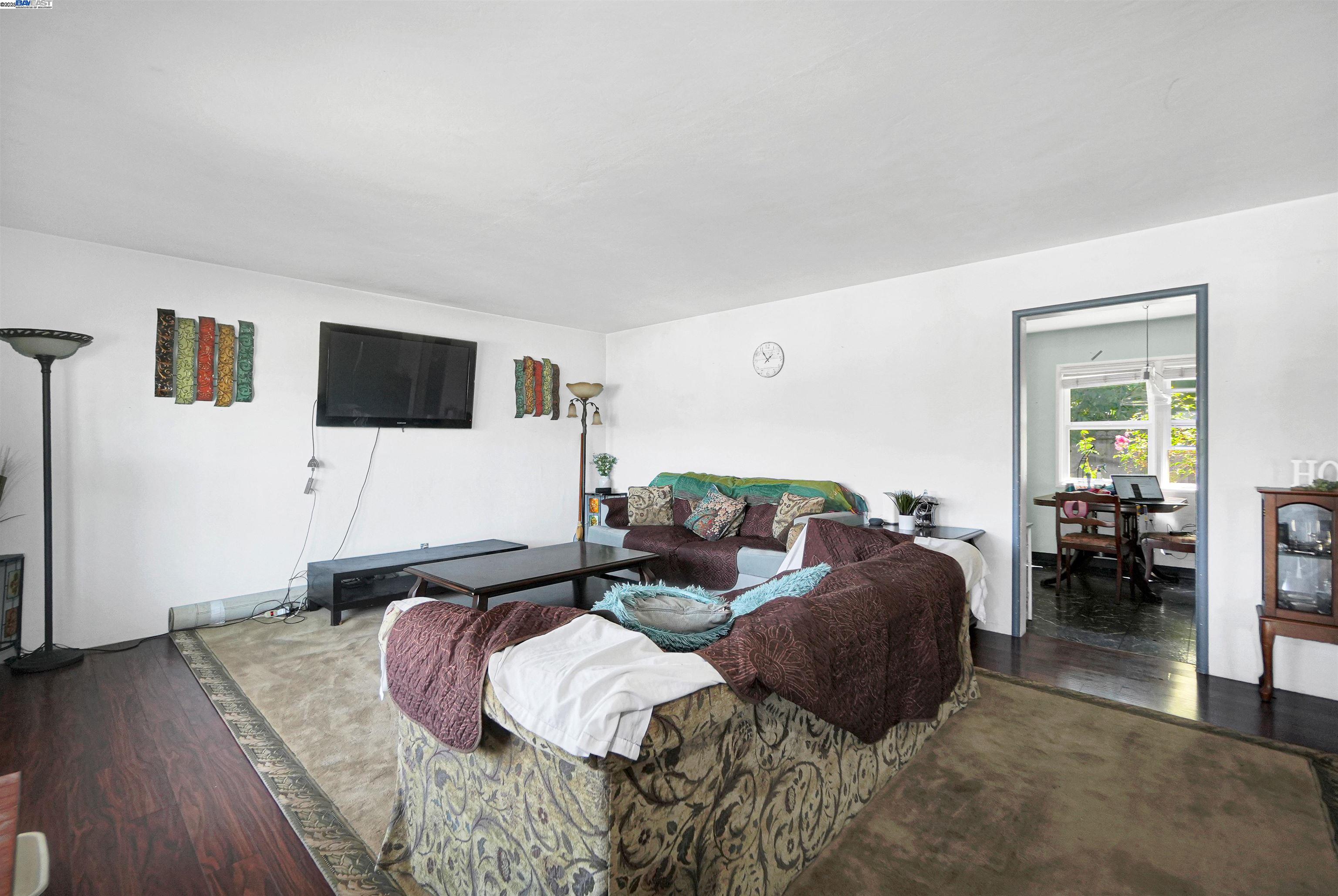 Detail Gallery Image 8 of 47 For 641 Jordan Way, Hayward,  CA 94541 - 3 Beds | 1 Baths