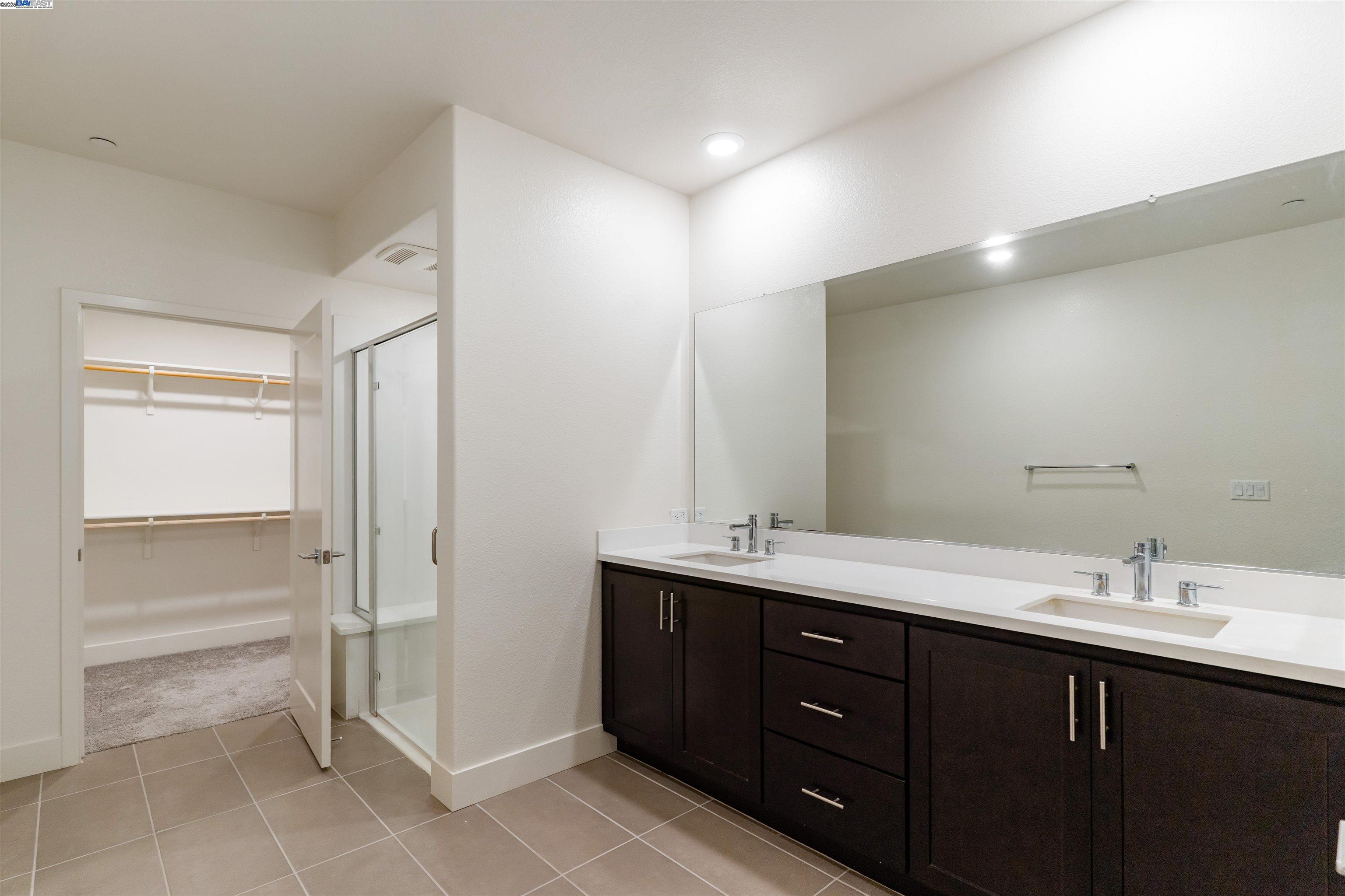 Detail Gallery Image 28 of 45 For 5821 Midnight Pl #D,  Dublin,  CA 94568 - 3 Beds | 2 Baths