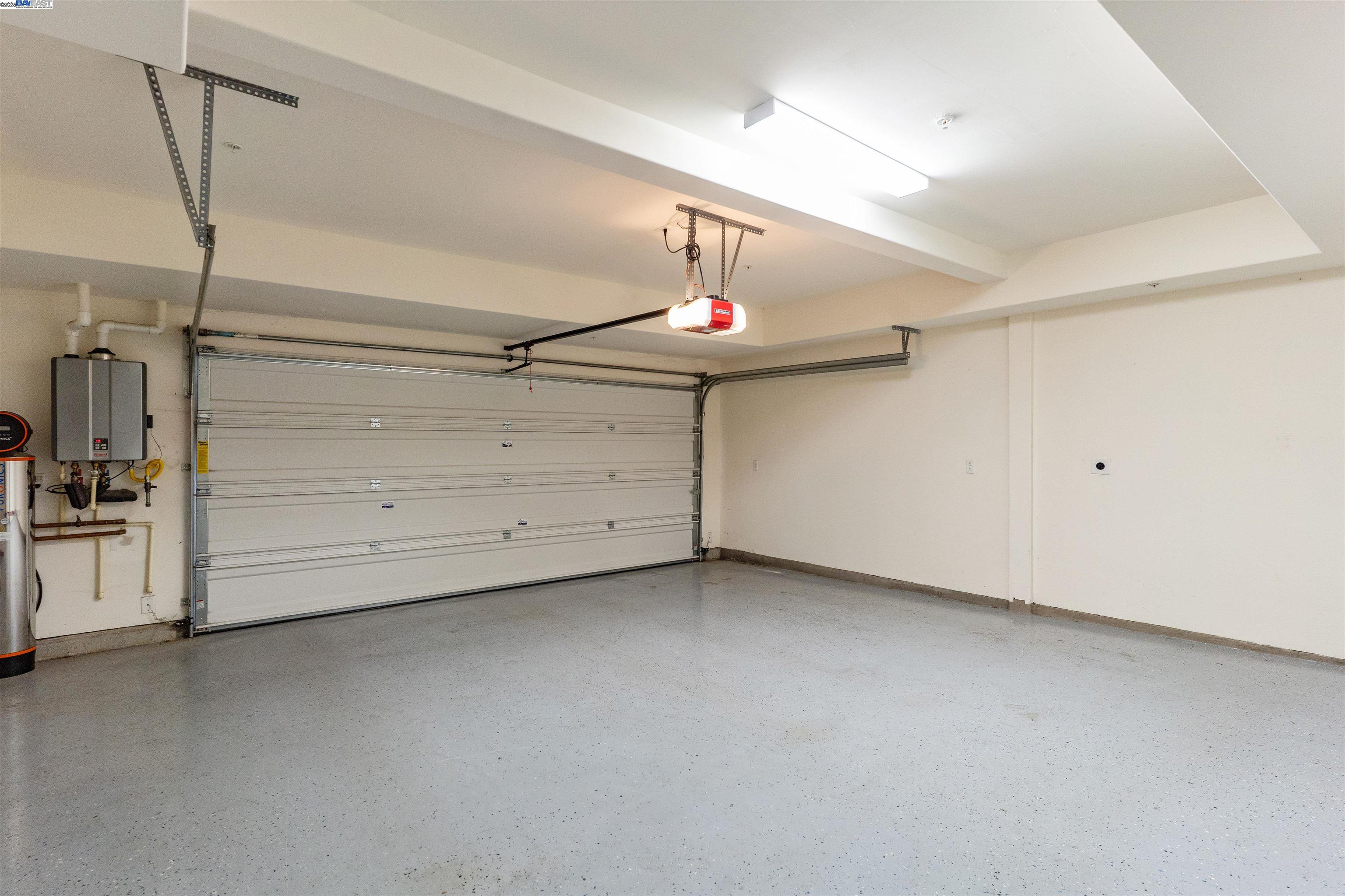 Detail Gallery Image 31 of 45 For 5821 Midnight Pl #D,  Dublin,  CA 94568 - 3 Beds | 2 Baths