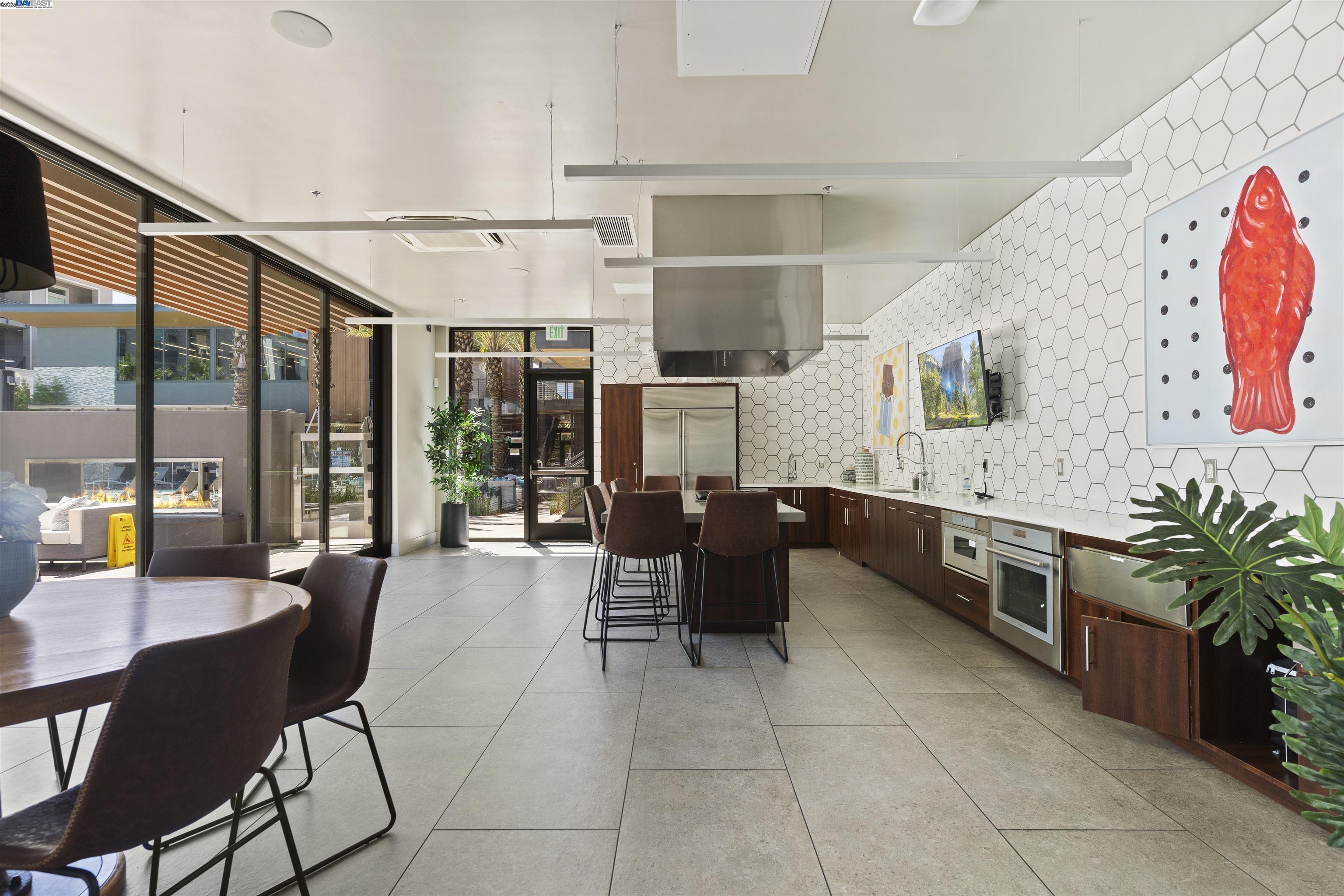 Detail Gallery Image 37 of 45 For 5821 Midnight Pl #D,  Dublin,  CA 94568 - 3 Beds | 2 Baths