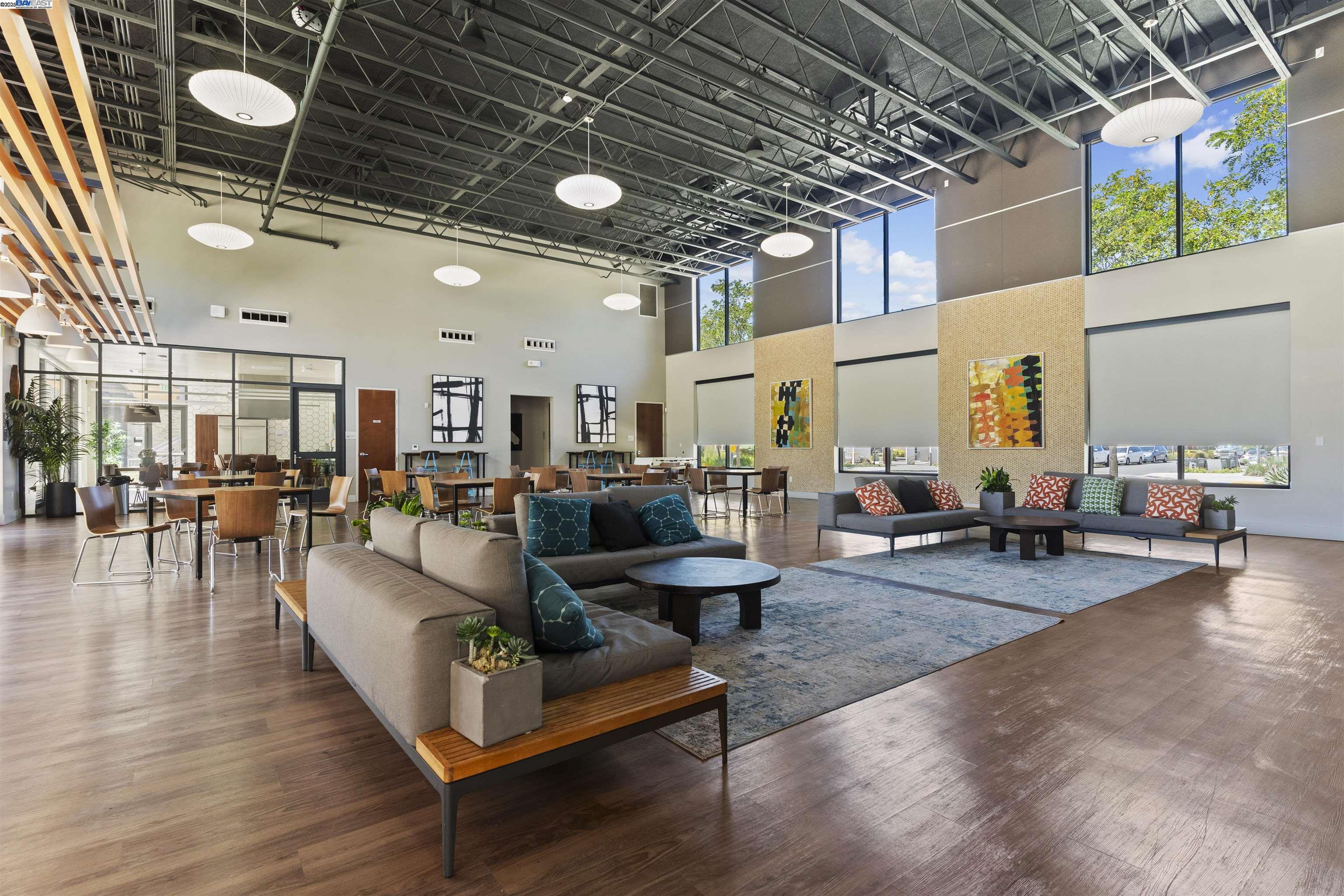 Detail Gallery Image 38 of 45 For 5821 Midnight Pl #D,  Dublin,  CA 94568 - 3 Beds | 2 Baths