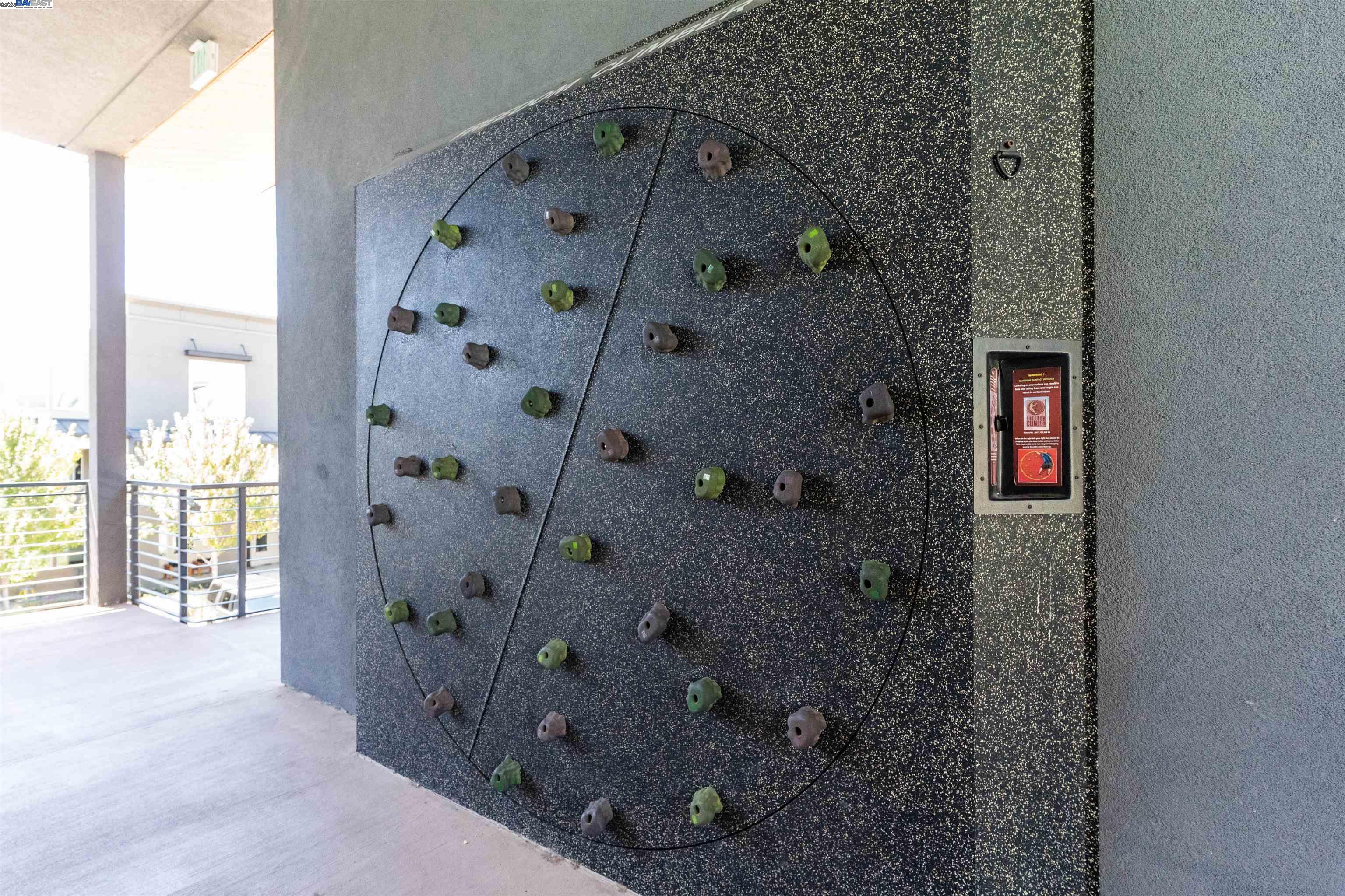 Detail Gallery Image 41 of 45 For 5821 Midnight Pl #D,  Dublin,  CA 94568 - 3 Beds | 2 Baths