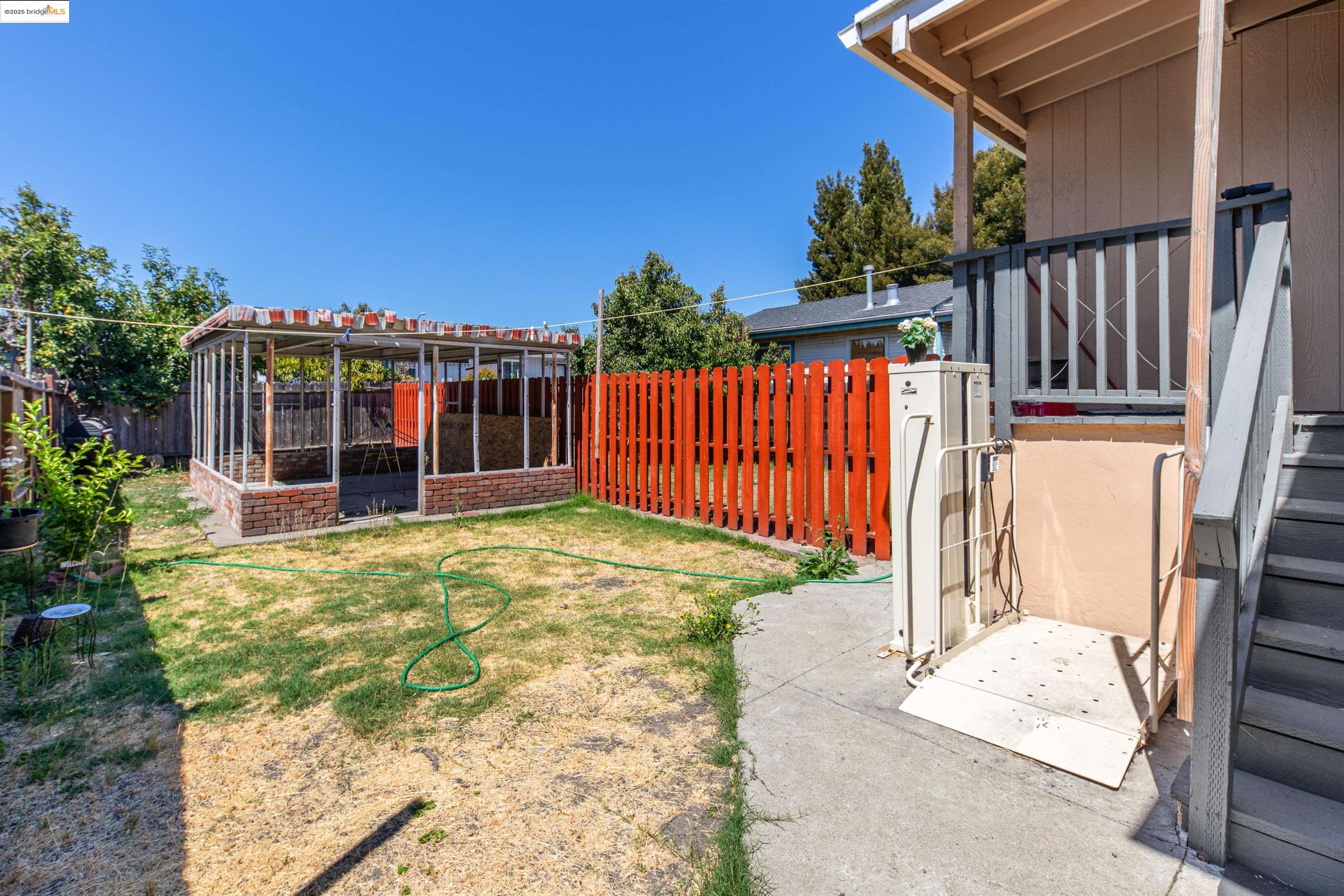 Detail Gallery Image 12 of 28 For 1821 74th Ave, Oakland,  CA 94621 - – Beds | – Baths