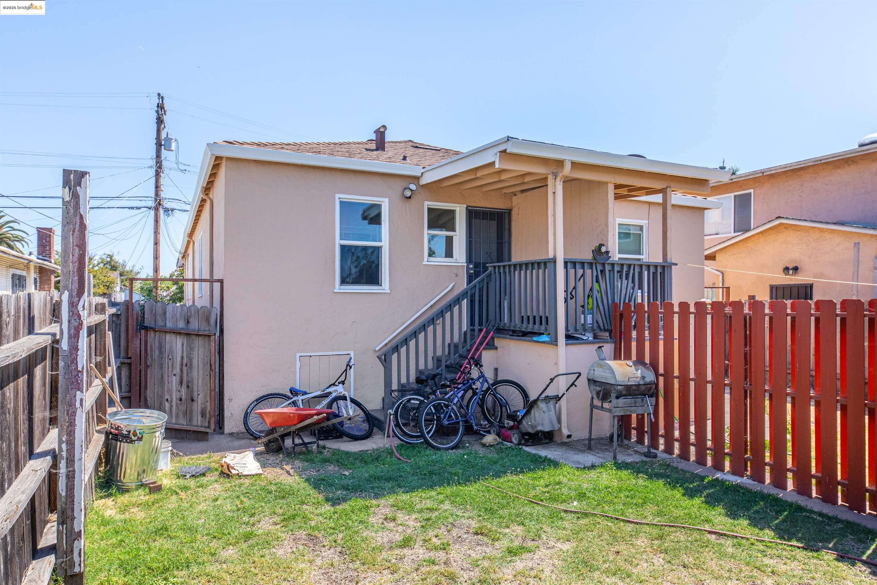 Detail Gallery Image 26 of 28 For 1821 74th Ave, Oakland,  CA 94621 - – Beds | – Baths