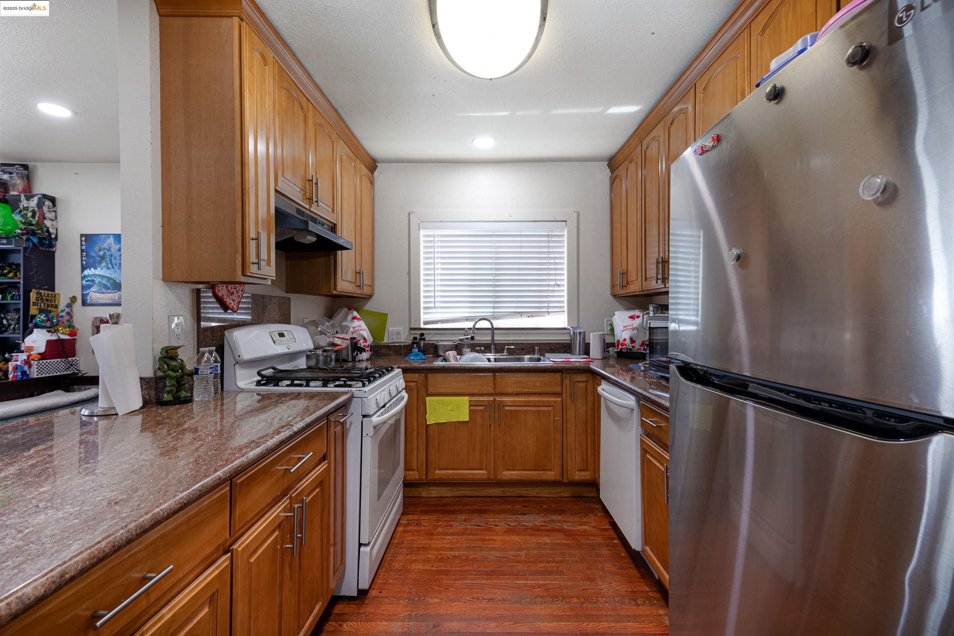 Detail Gallery Image 9 of 28 For 1821 74th Ave, Oakland,  CA 94621 - – Beds | – Baths