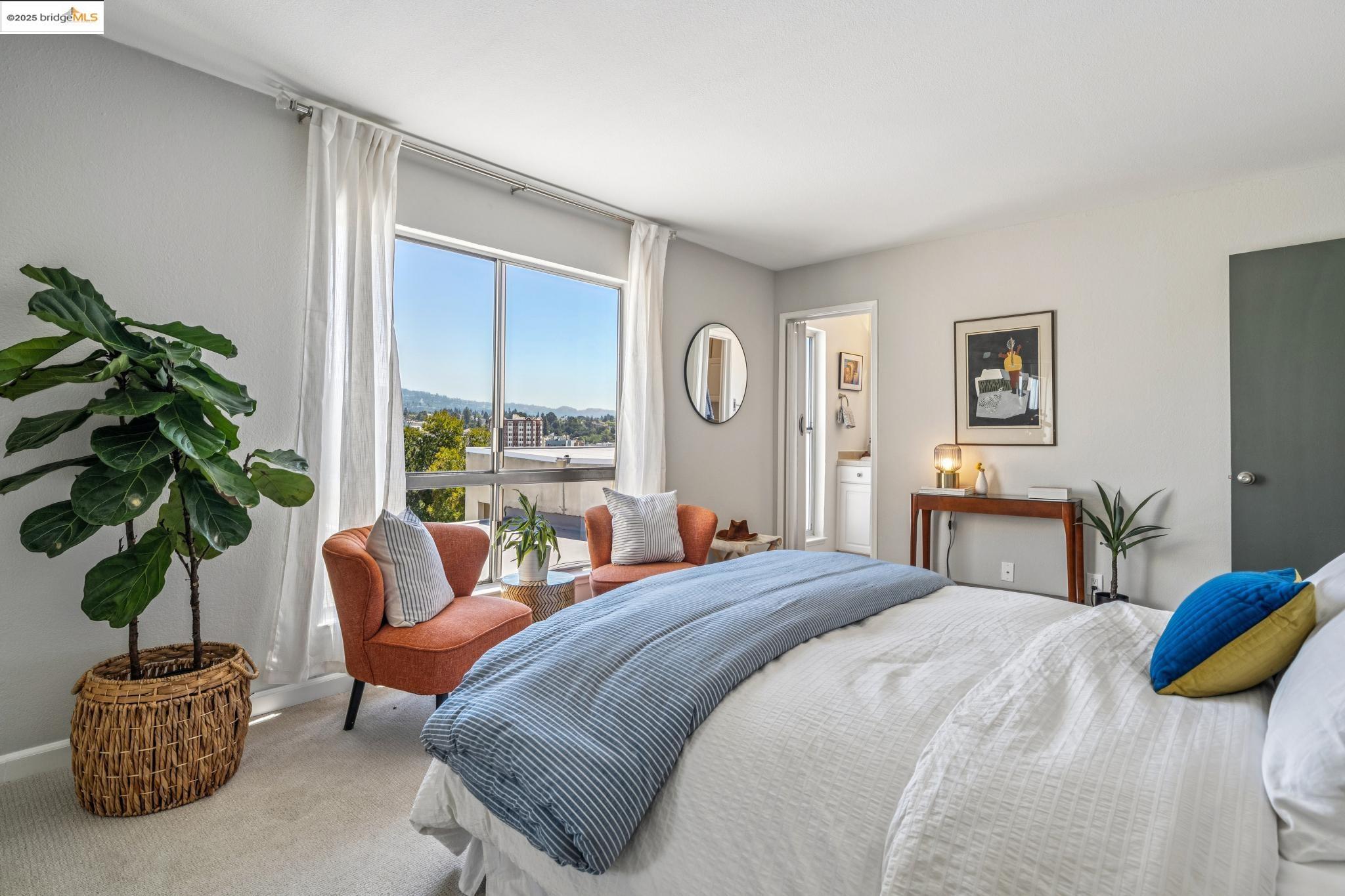 Detail Gallery Image 25 of 34 For 466 Crescent St #401,  Oakland,  CA 94610 - 3 Beds | 2 Baths