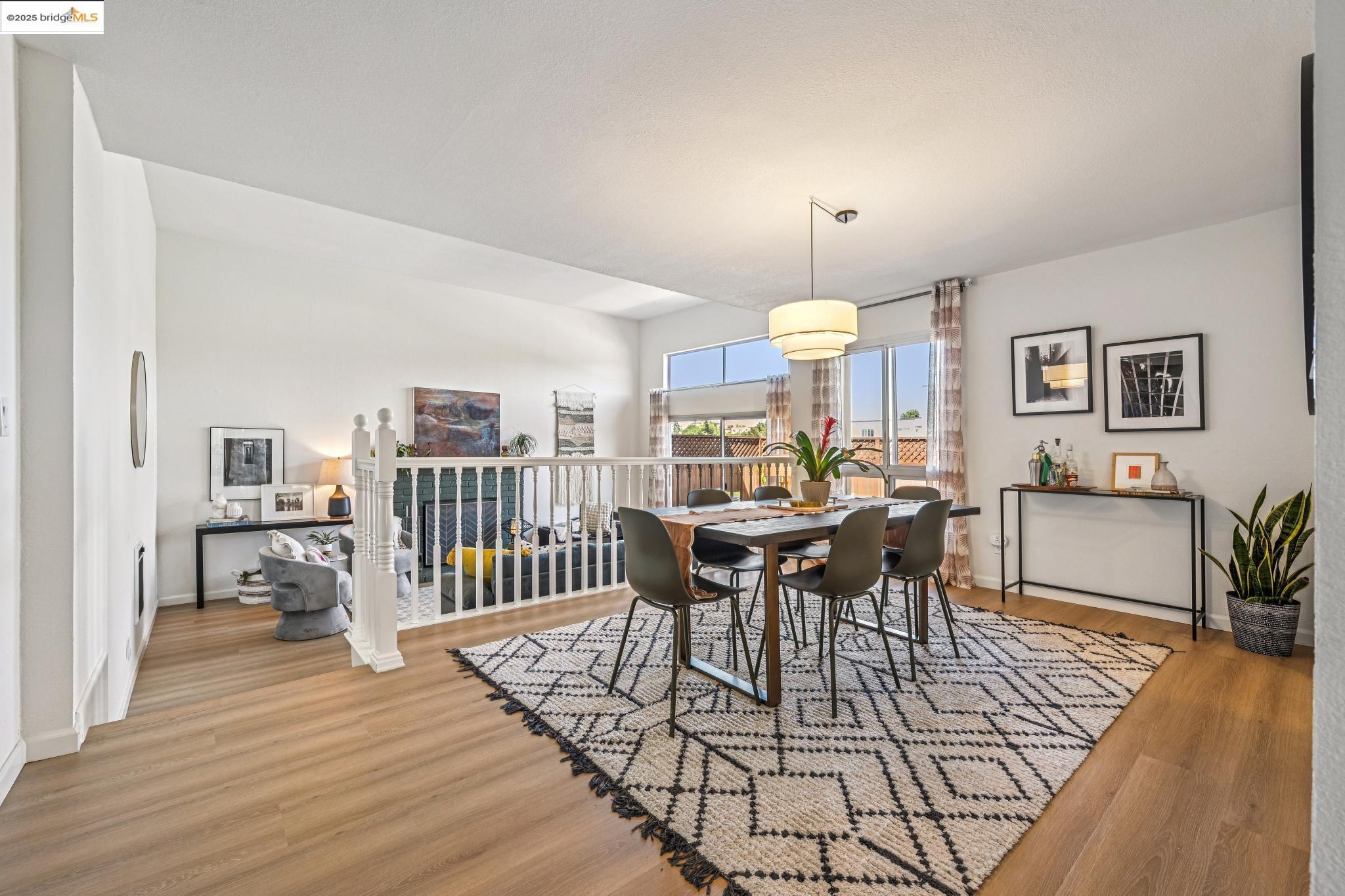Detail Gallery Image 6 of 34 For 466 Crescent St #401,  Oakland,  CA 94610 - 3 Beds | 2 Baths