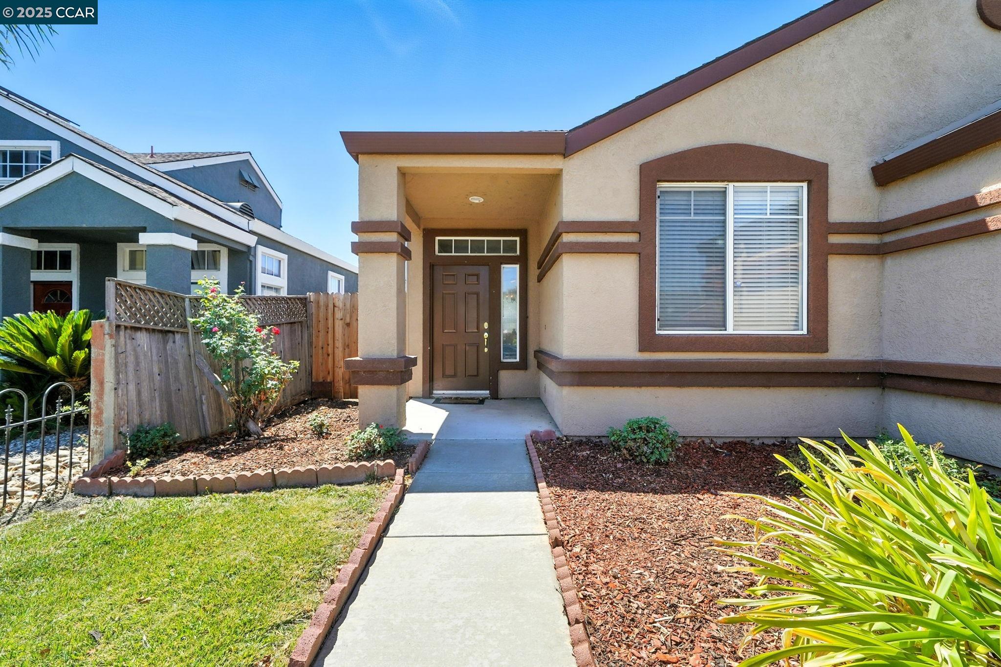 Detail Gallery Image 3 of 31 For 697 Anderson Way, Rio Vista,  CA 94571 - 3 Beds | 2 Baths