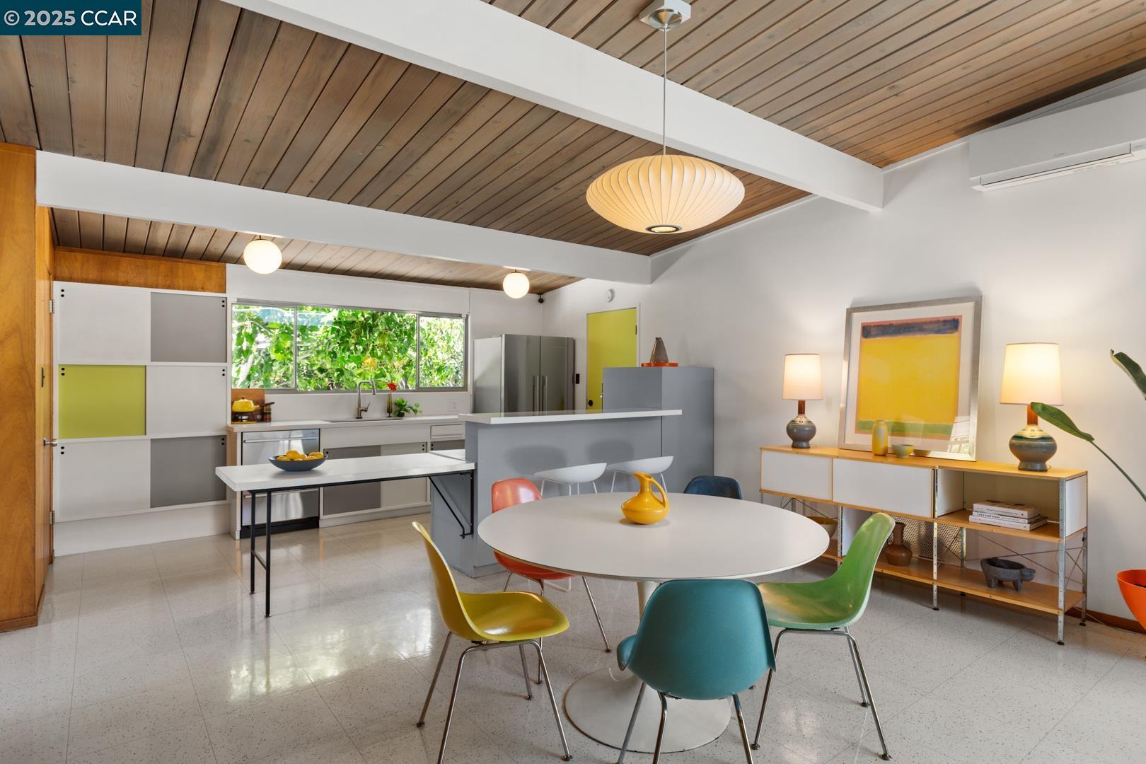 Detail Gallery Image 20 of 60 For 3772 Gainsborough Dr, Concord,  CA 94518 - 4 Beds | 2 Baths