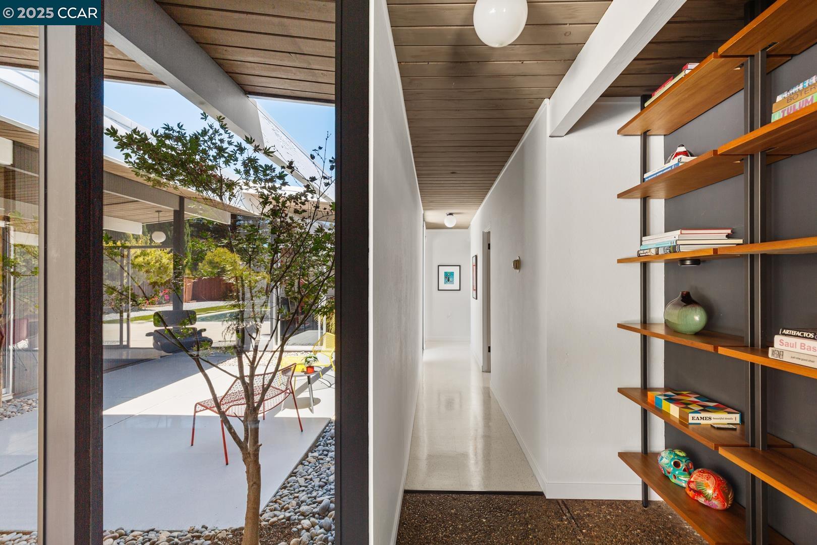 Detail Gallery Image 34 of 60 For 3772 Gainsborough Dr, Concord,  CA 94518 - 4 Beds | 2 Baths