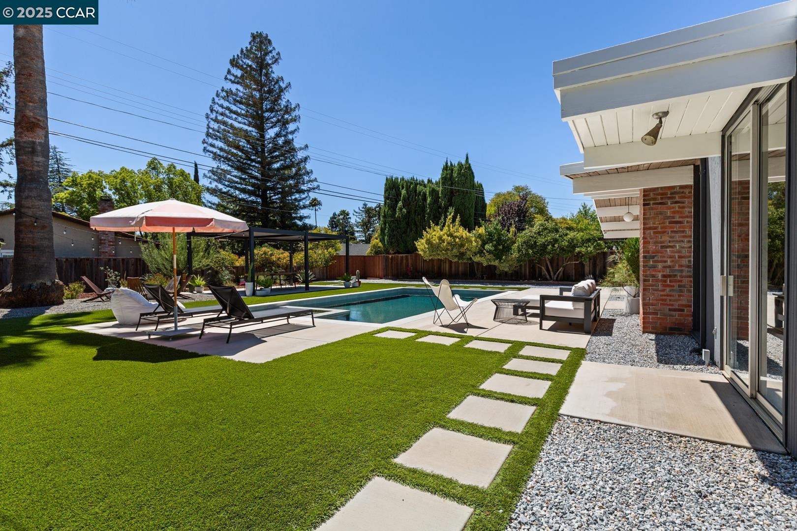 Detail Gallery Image 48 of 60 For 3772 Gainsborough Dr, Concord,  CA 94518 - 4 Beds | 2 Baths