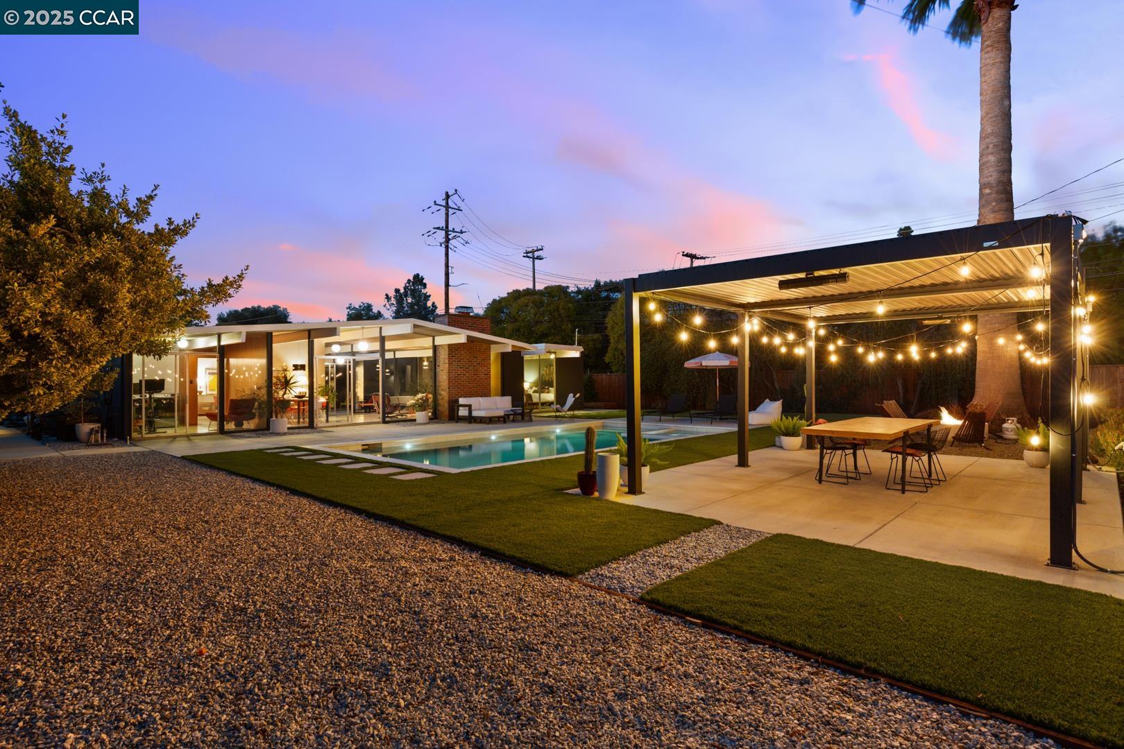 Detail Gallery Image 59 of 60 For 3772 Gainsborough Dr, Concord,  CA 94518 - 4 Beds | 2 Baths