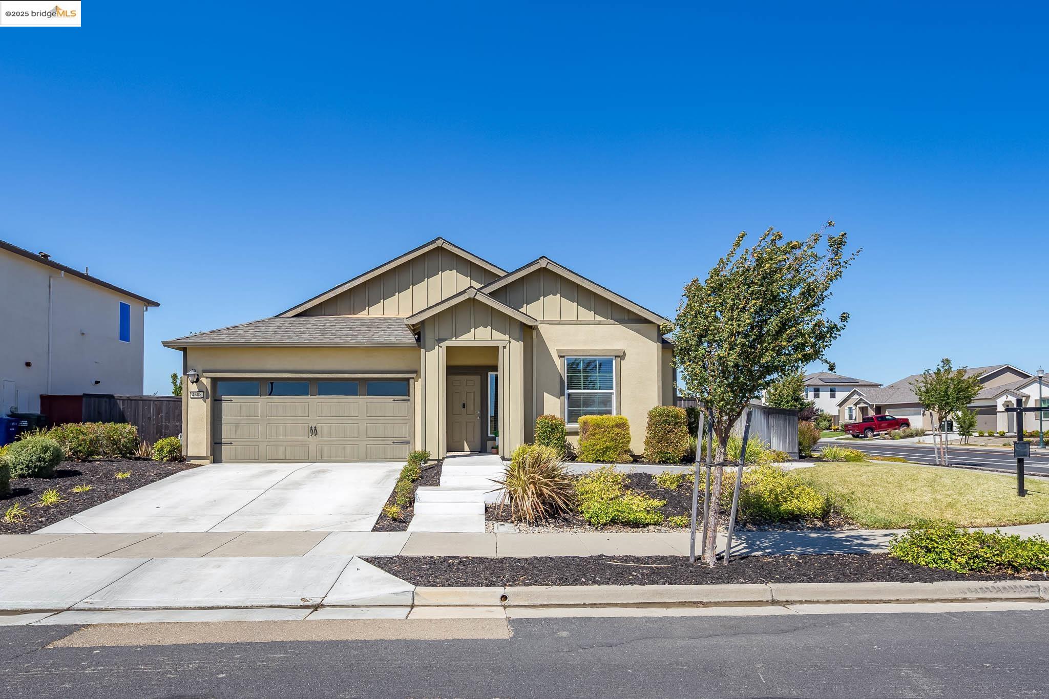 Detail Gallery Image 1 of 35 For 4508 Lincoln Lndg, Rio Vista,  CA 94571 - 4 Beds | 2 Baths