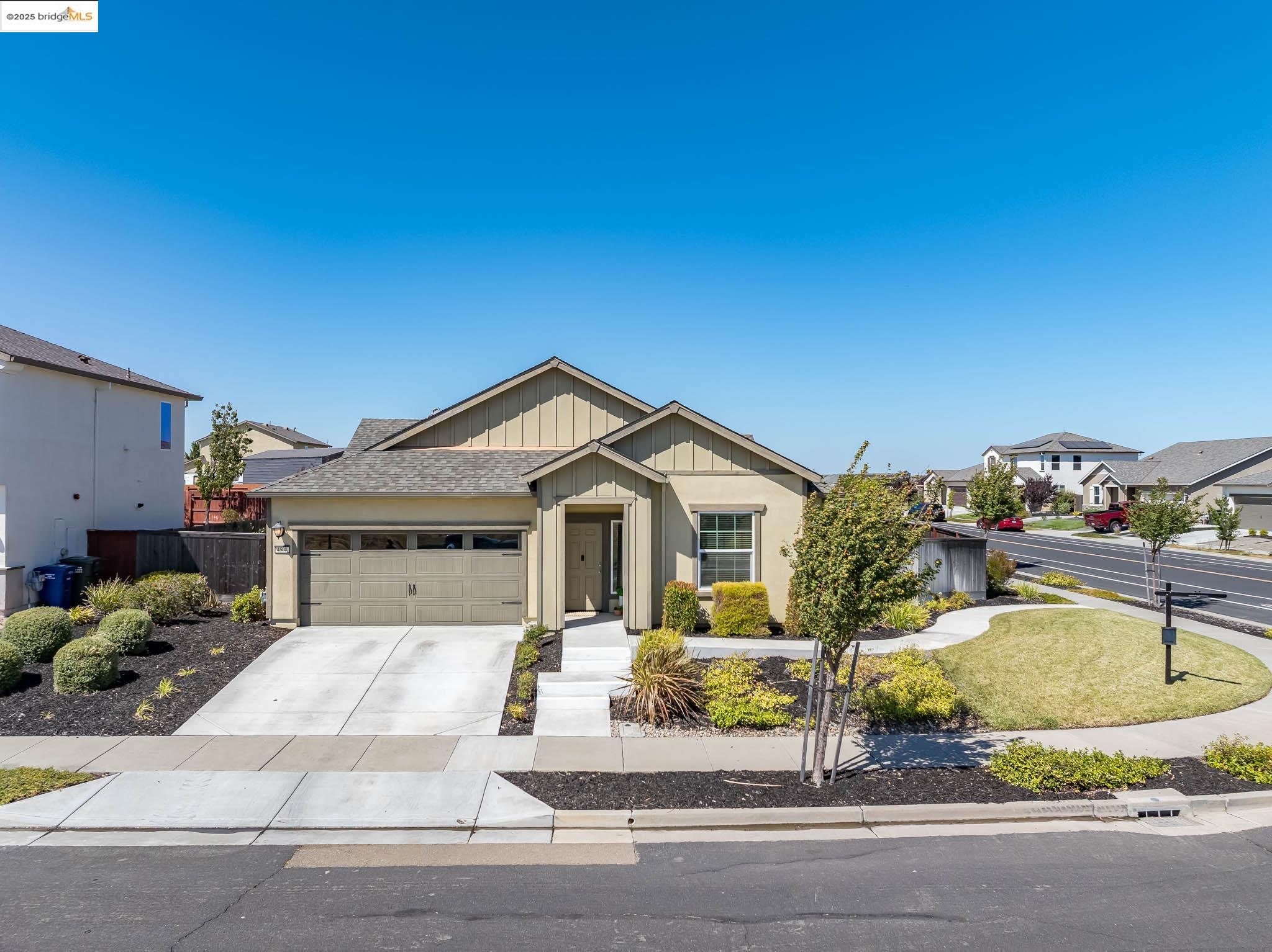Detail Gallery Image 2 of 35 For 4508 Lincoln Lndg, Rio Vista,  CA 94571 - 4 Beds | 2 Baths