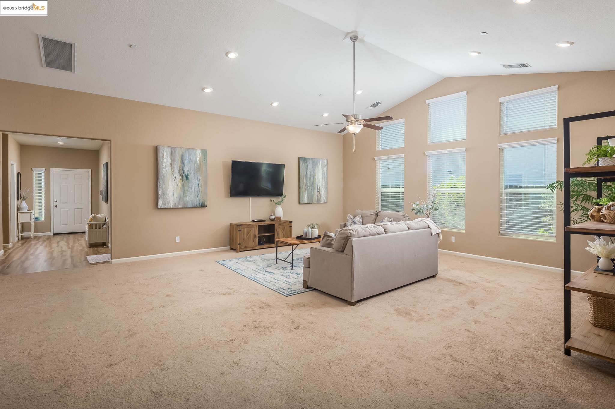 Detail Gallery Image 12 of 35 For 4508 Lincoln Lndg, Rio Vista,  CA 94571 - 4 Beds | 2 Baths