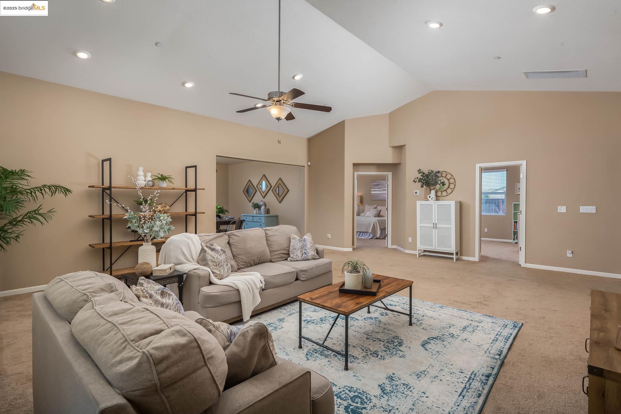 Detail Gallery Image 14 of 35 For 4508 Lincoln Lndg, Rio Vista,  CA 94571 - 4 Beds | 2 Baths