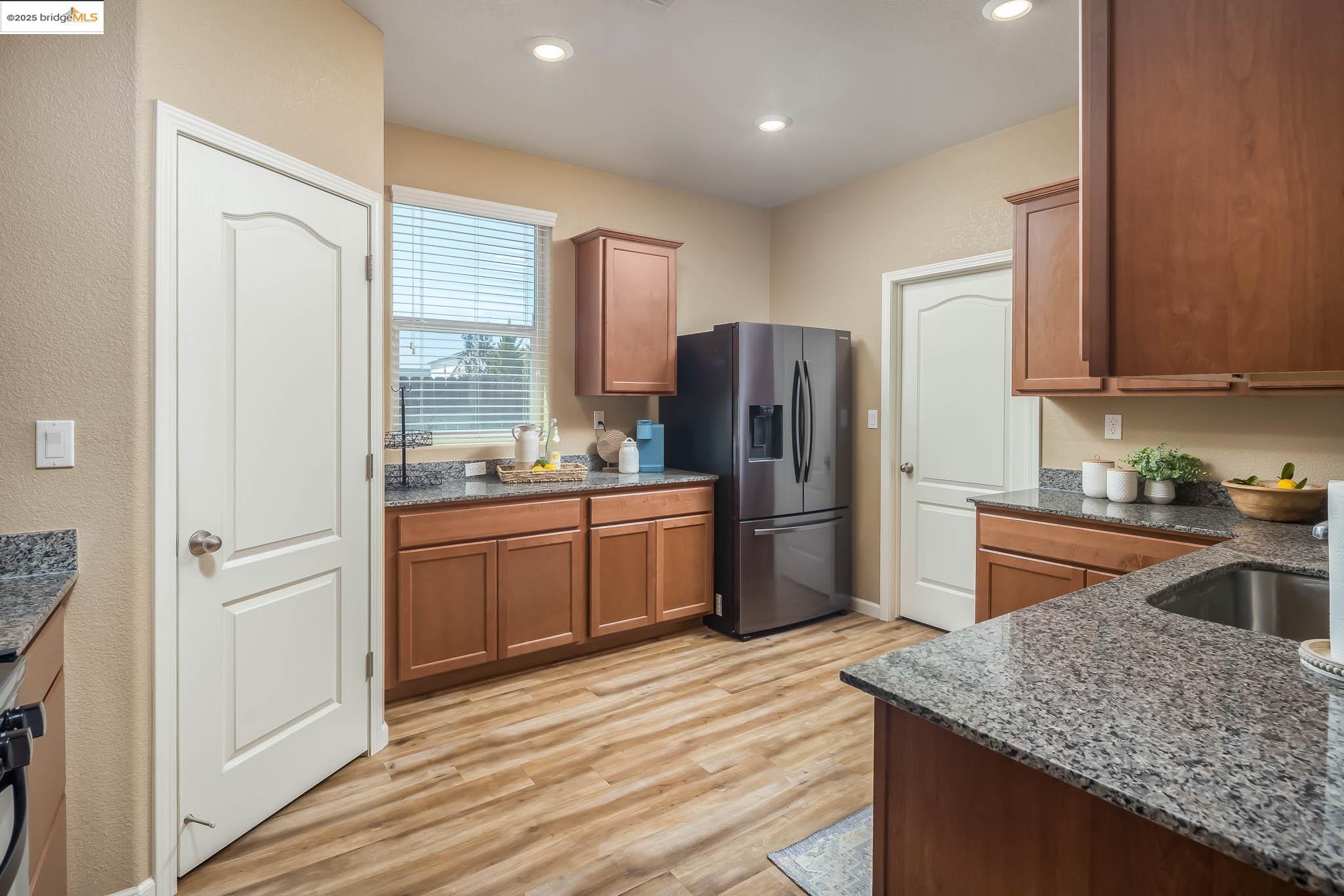 Detail Gallery Image 17 of 35 For 4508 Lincoln Lndg, Rio Vista,  CA 94571 - 4 Beds | 2 Baths