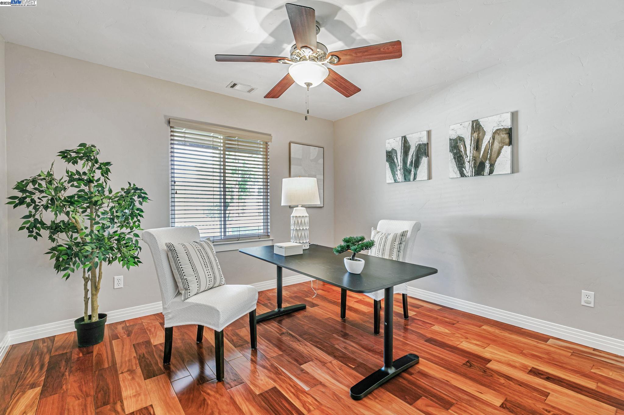 Detail Gallery Image 24 of 58 For 105 Harold Ave, Santa Clara,  CA 95050-2033 - 4 Beds | 3 Baths