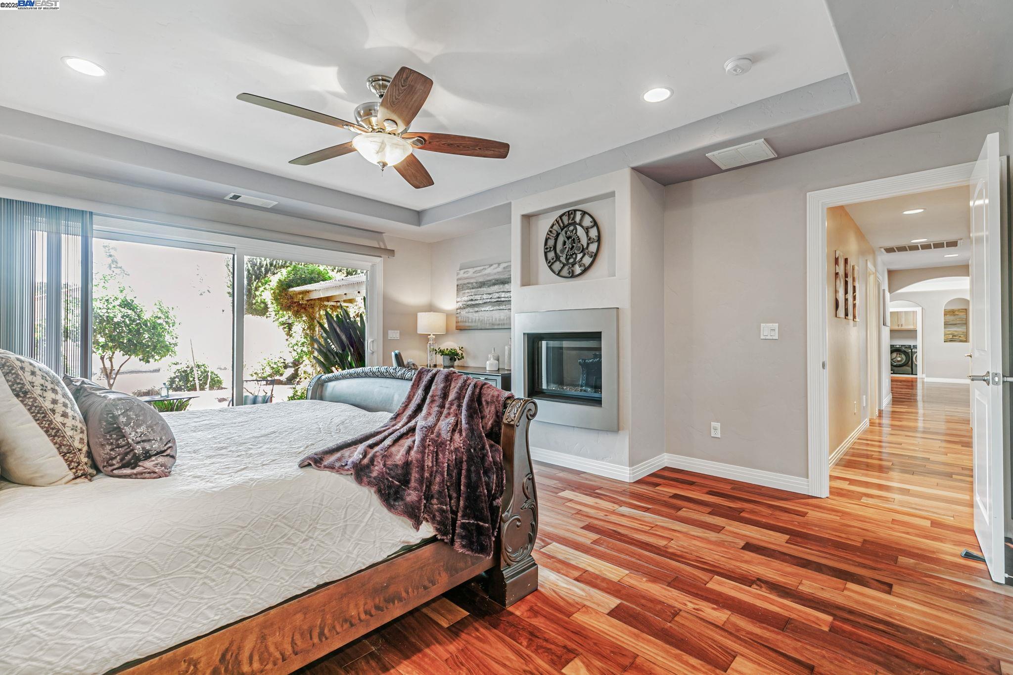 Detail Gallery Image 32 of 58 For 105 Harold Ave, Santa Clara,  CA 95050-2033 - 4 Beds | 3 Baths