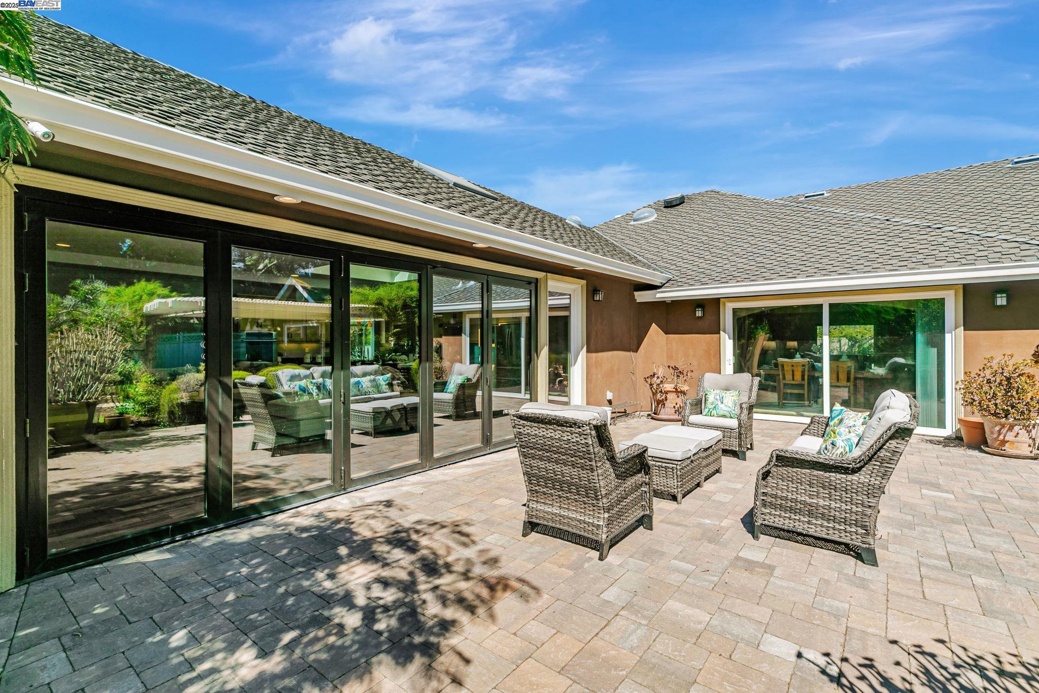 Detail Gallery Image 42 of 58 For 105 Harold Ave, Santa Clara,  CA 95050-2033 - 4 Beds | 3 Baths