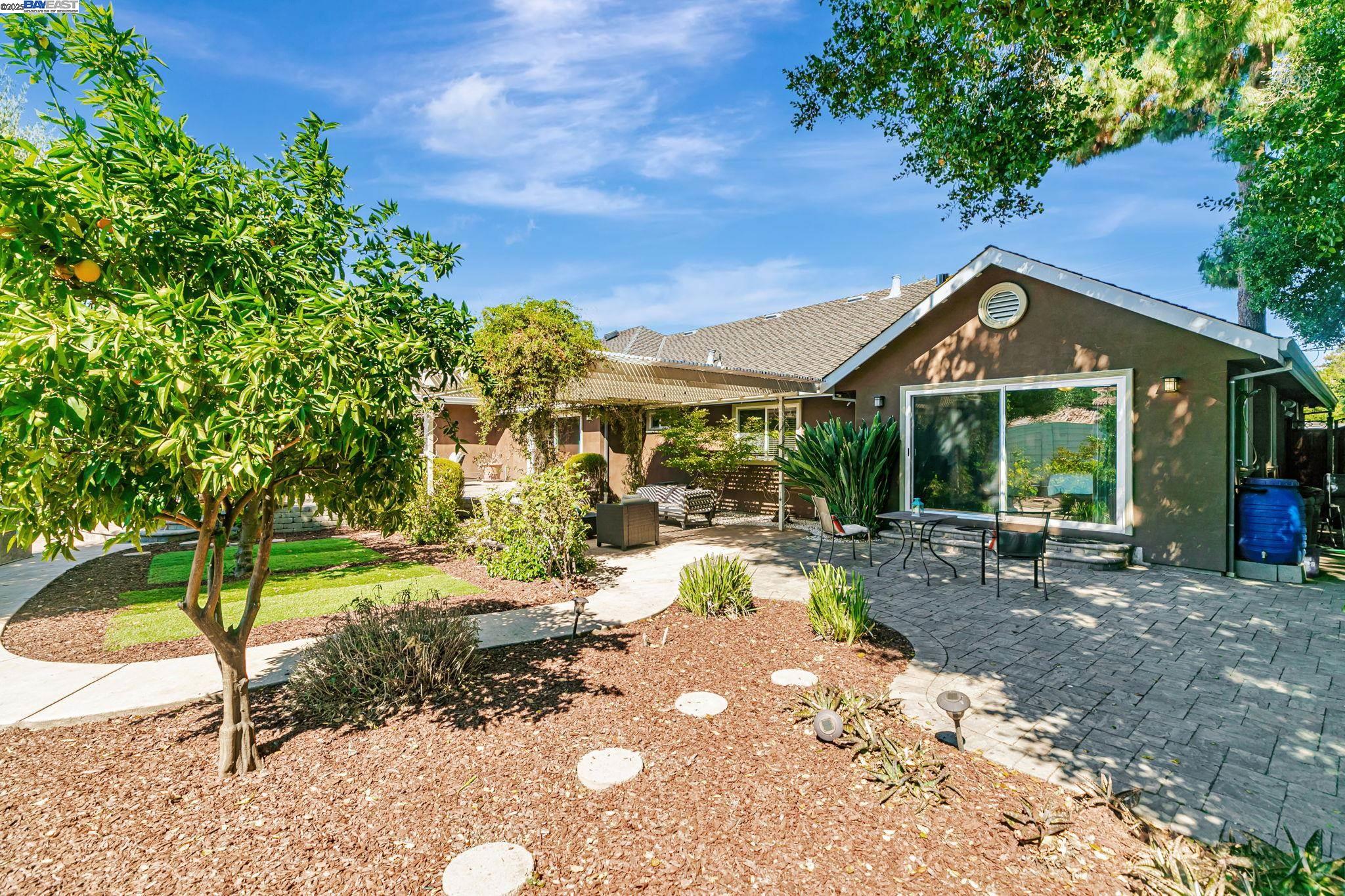 Detail Gallery Image 53 of 58 For 105 Harold Ave, Santa Clara,  CA 95050-2033 - 4 Beds | 3 Baths