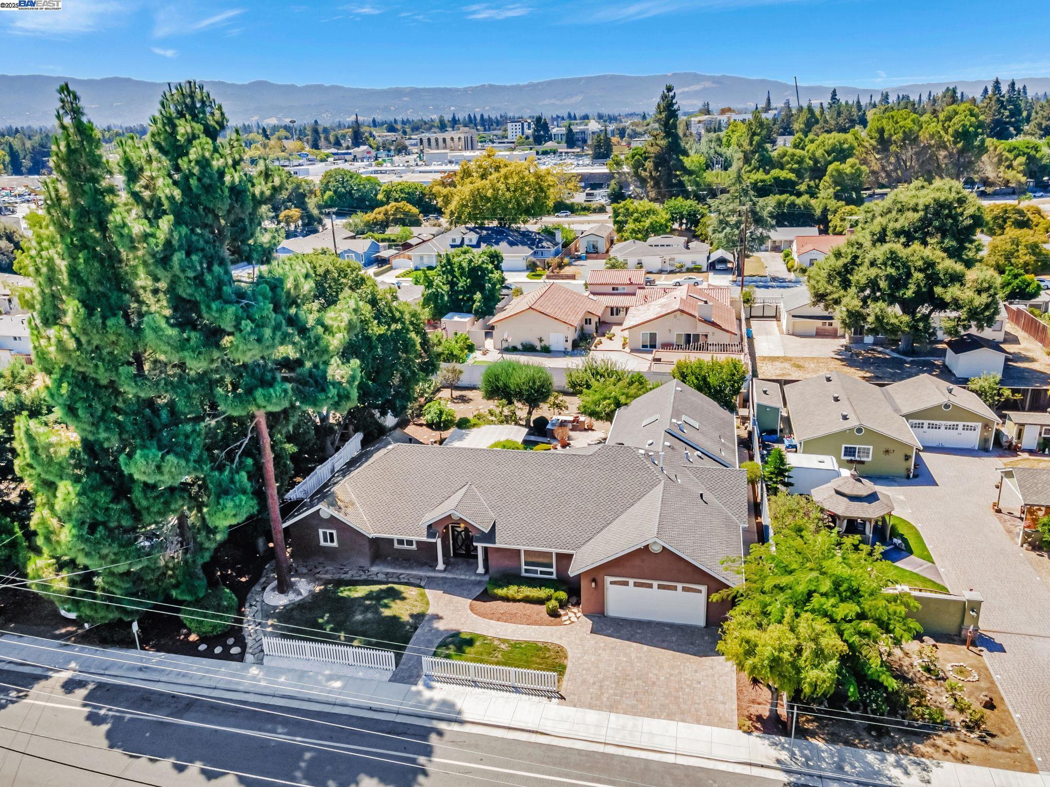 Detail Gallery Image 54 of 58 For 105 Harold Ave, Santa Clara,  CA 95050-2033 - 4 Beds | 3 Baths