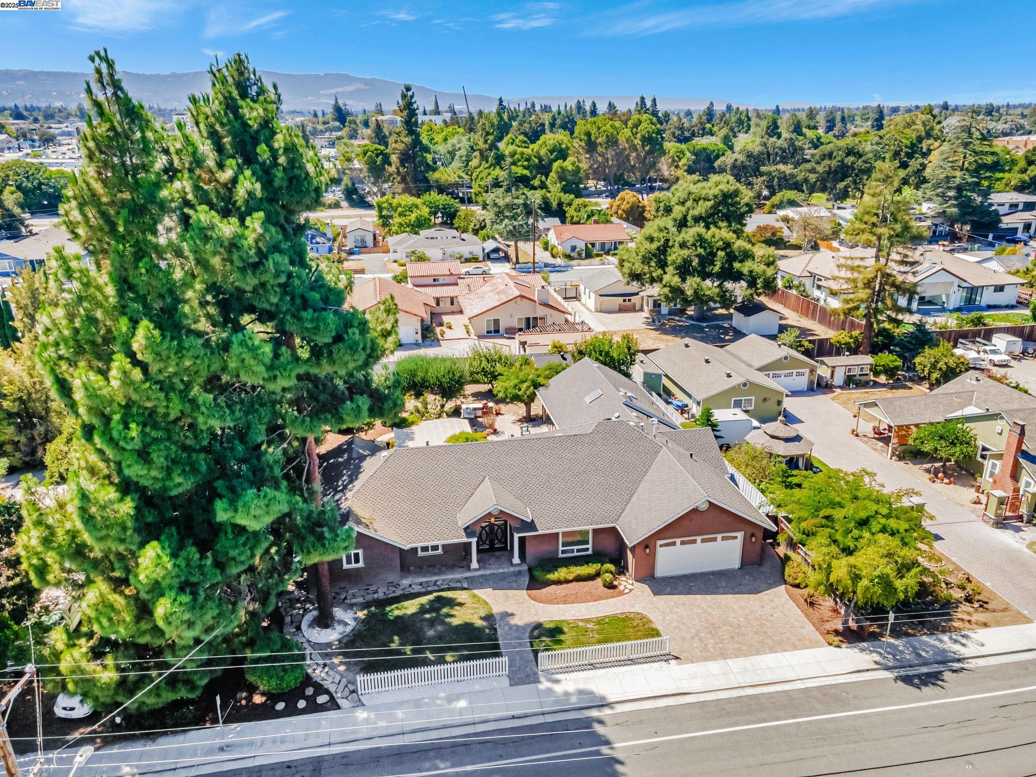 Detail Gallery Image 55 of 58 For 105 Harold Ave, Santa Clara,  CA 95050-2033 - 4 Beds | 3 Baths
