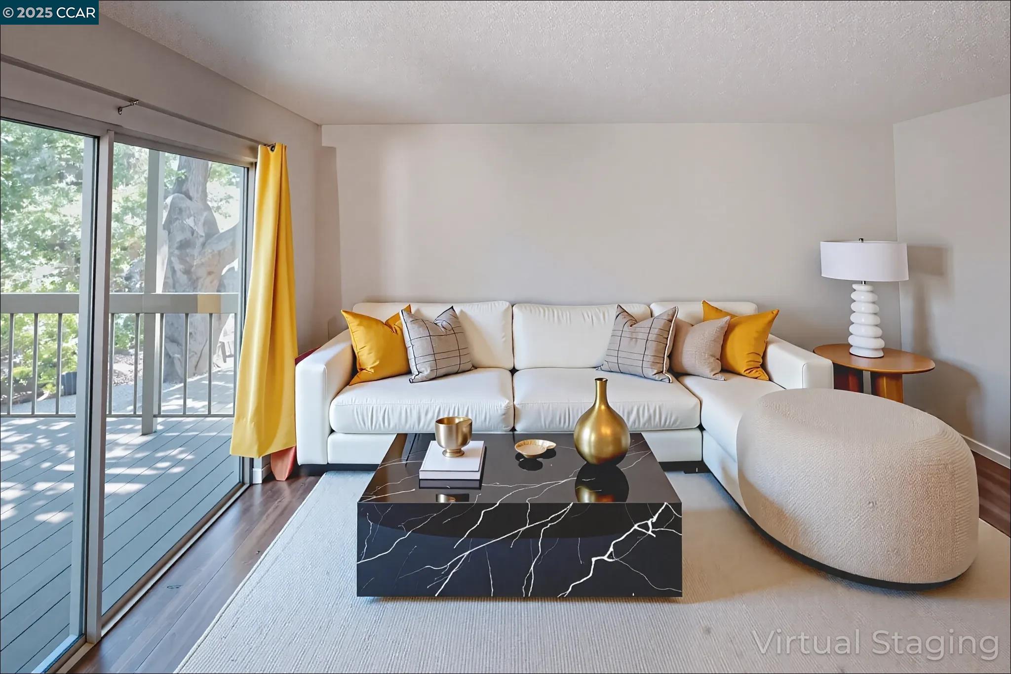 Detail Gallery Image 2 of 19 For 5310 Ridgeview Cir #1,  El Sobrante,  CA 94803 - 1 Beds | 1 Baths