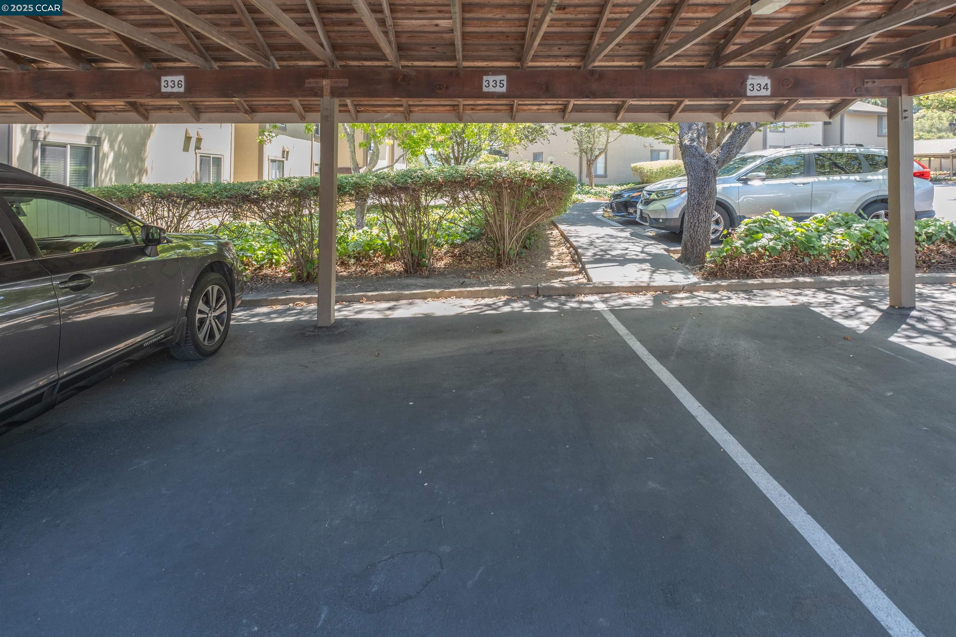 Detail Gallery Image 16 of 19 For 5310 Ridgeview Cir #1,  El Sobrante,  CA 94803 - 1 Beds | 1 Baths