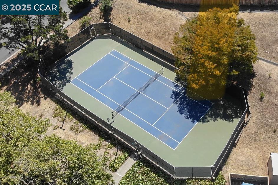 Detail Gallery Image 18 of 19 For 5310 Ridgeview Cir #1,  El Sobrante,  CA 94803 - 1 Beds | 1 Baths
