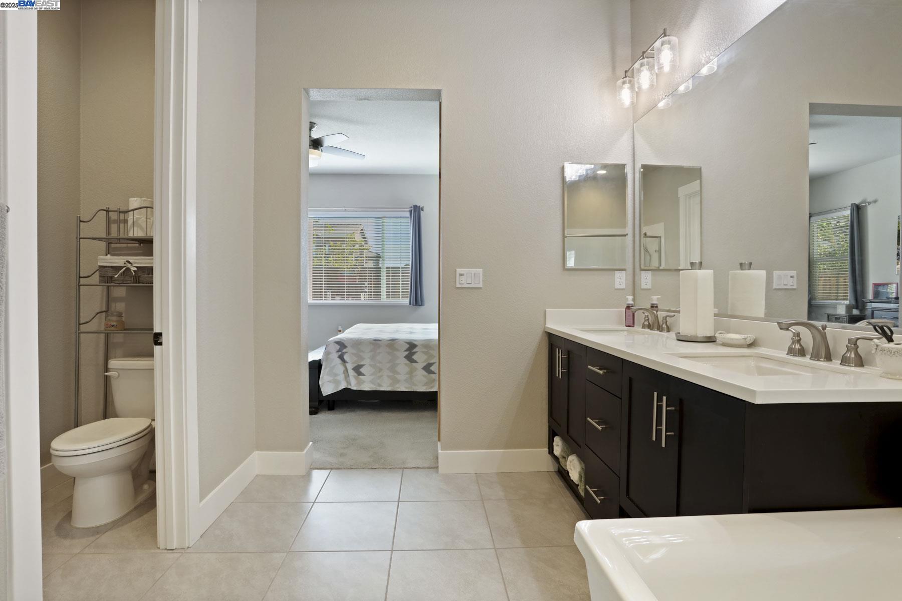 Detail Gallery Image 24 of 42 For 2595 Garden Farms Ave, Lathrop,  CA 95330 - 3 Beds | 2/1 Baths
