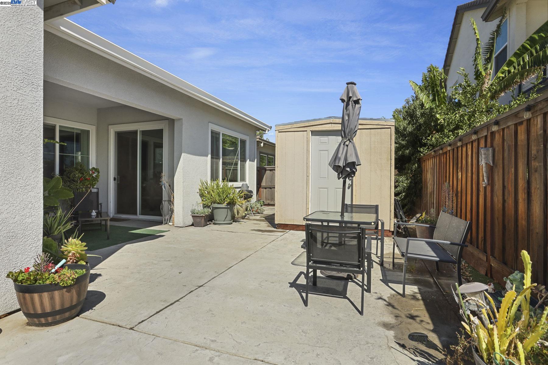 Detail Gallery Image 38 of 42 For 2595 Garden Farms Ave, Lathrop,  CA 95330 - 3 Beds | 2/1 Baths