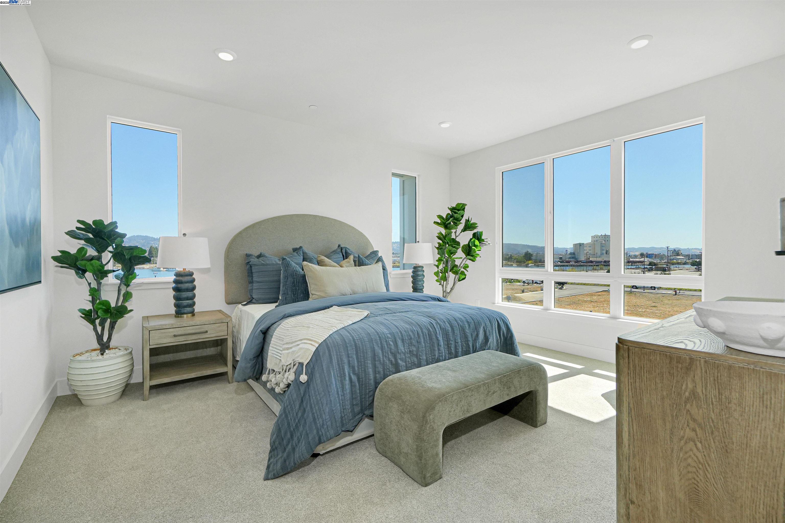 Detail Gallery Image 31 of 60 For 2388 Stanford Street, Alameda,  CA 94501 - 4 Beds | 3/1 Baths