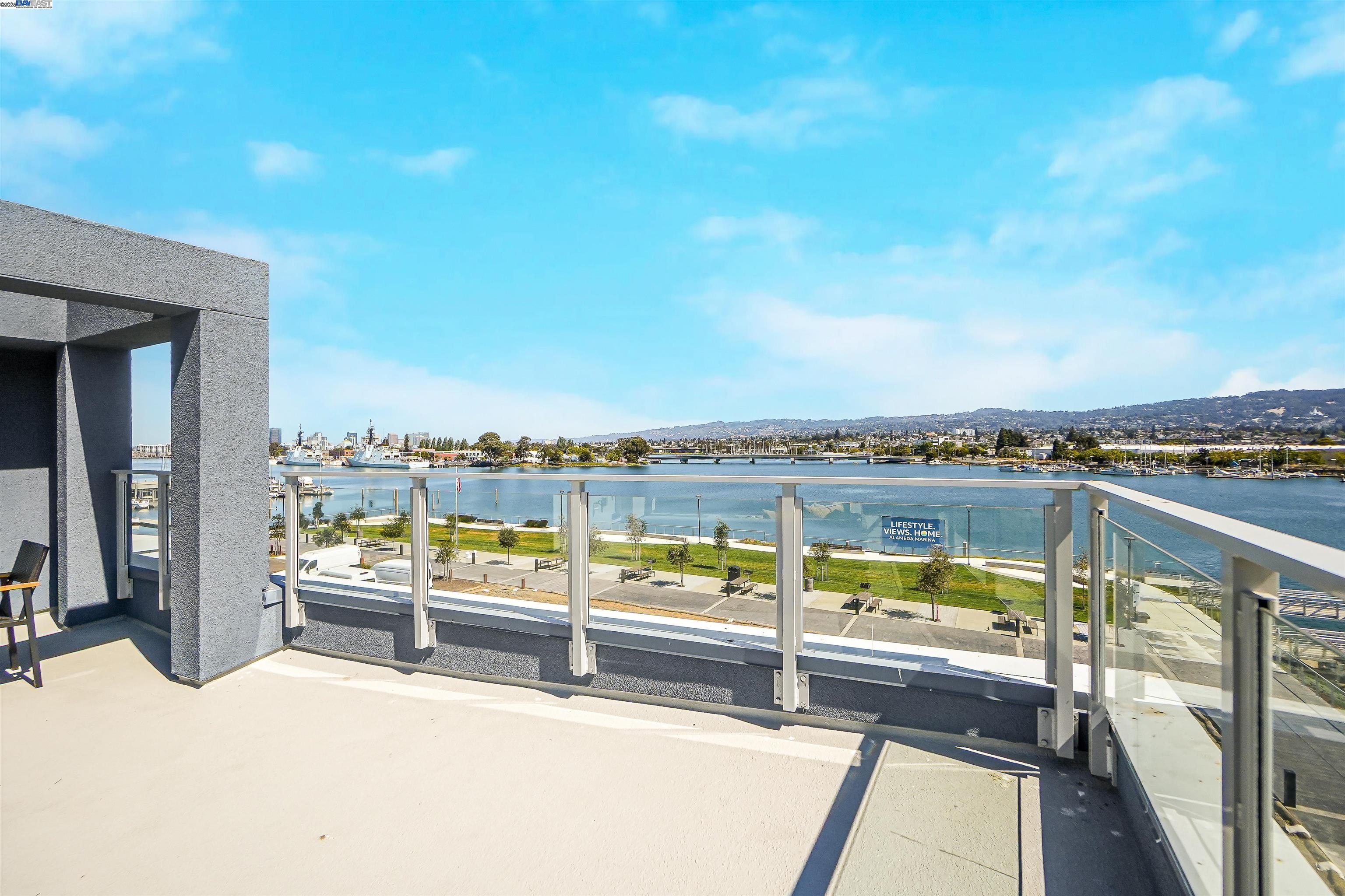 Detail Gallery Image 49 of 60 For 2388 Stanford Street, Alameda,  CA 94501 - 4 Beds | 3/1 Baths