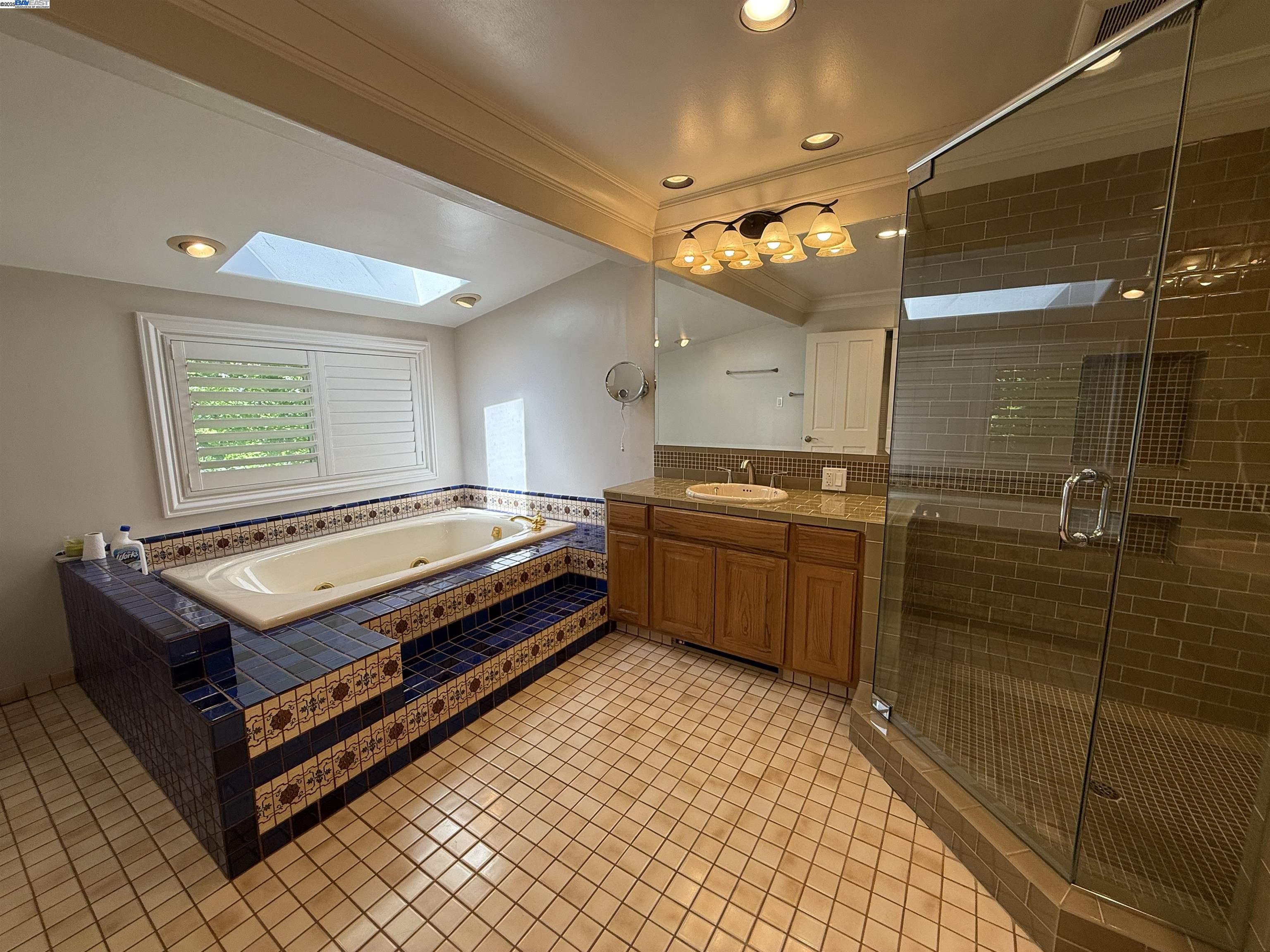 Detail Gallery Image 26 of 42 For 470 Hale St, Palo Alto,  CA 94301 - 4 Beds | 4/1 Baths