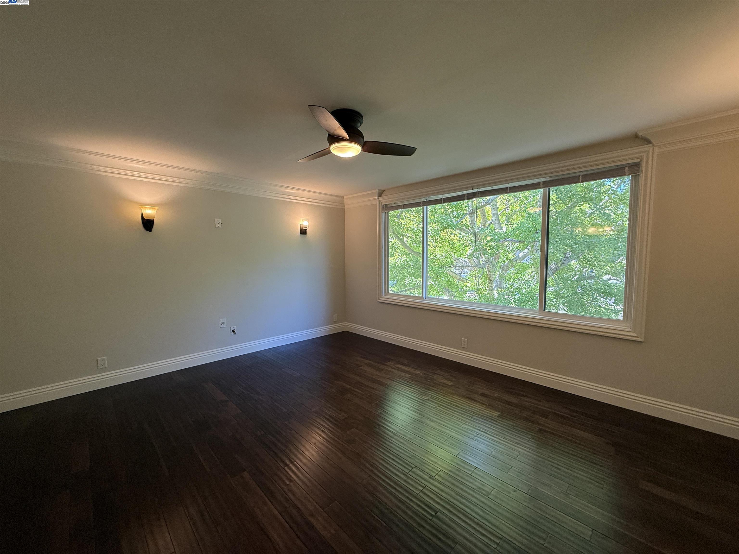 Detail Gallery Image 30 of 42 For 470 Hale St, Palo Alto,  CA 94301 - 4 Beds | 4/1 Baths