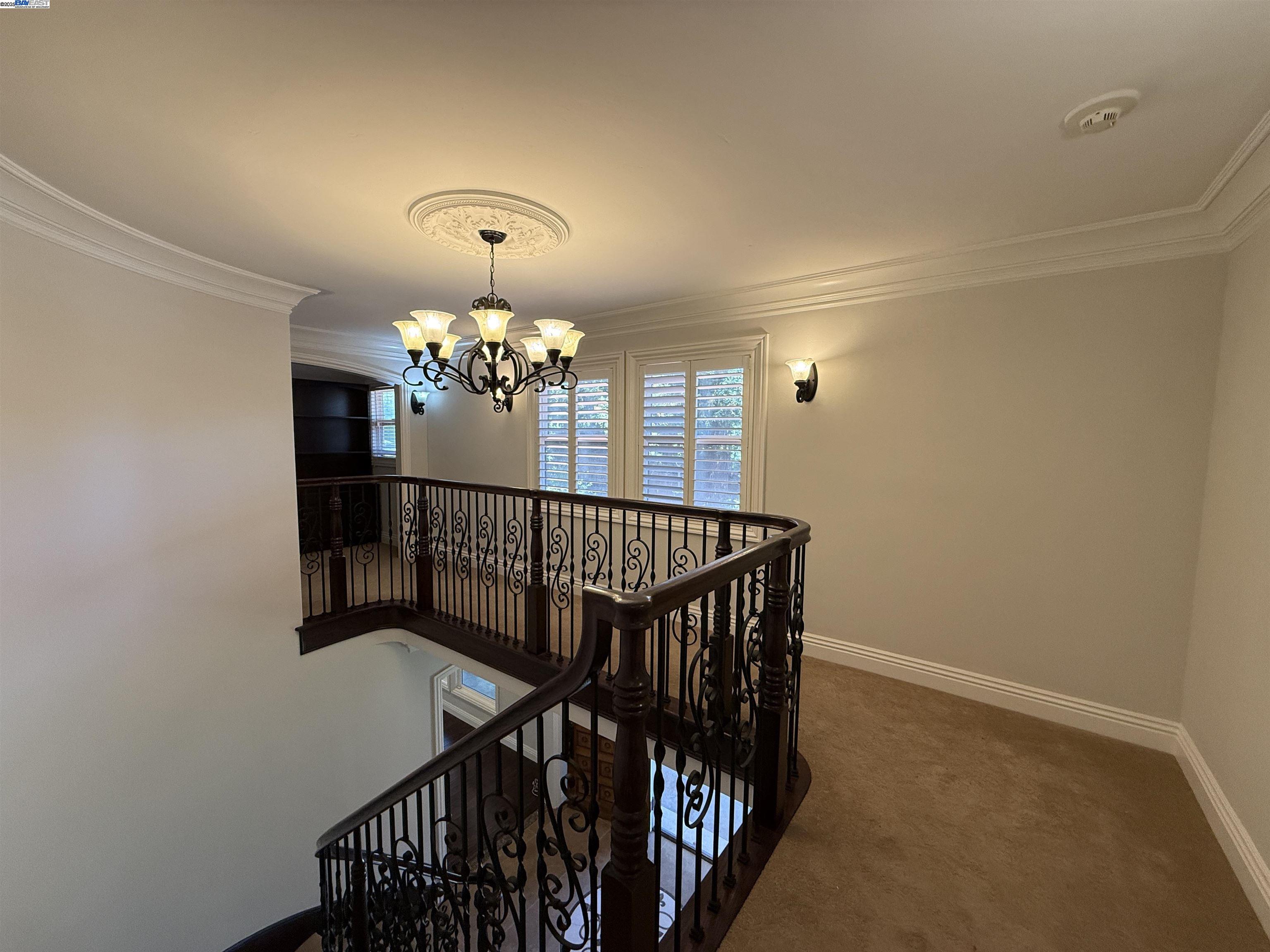 Detail Gallery Image 33 of 42 For 470 Hale St, Palo Alto,  CA 94301 - 4 Beds | 4/1 Baths