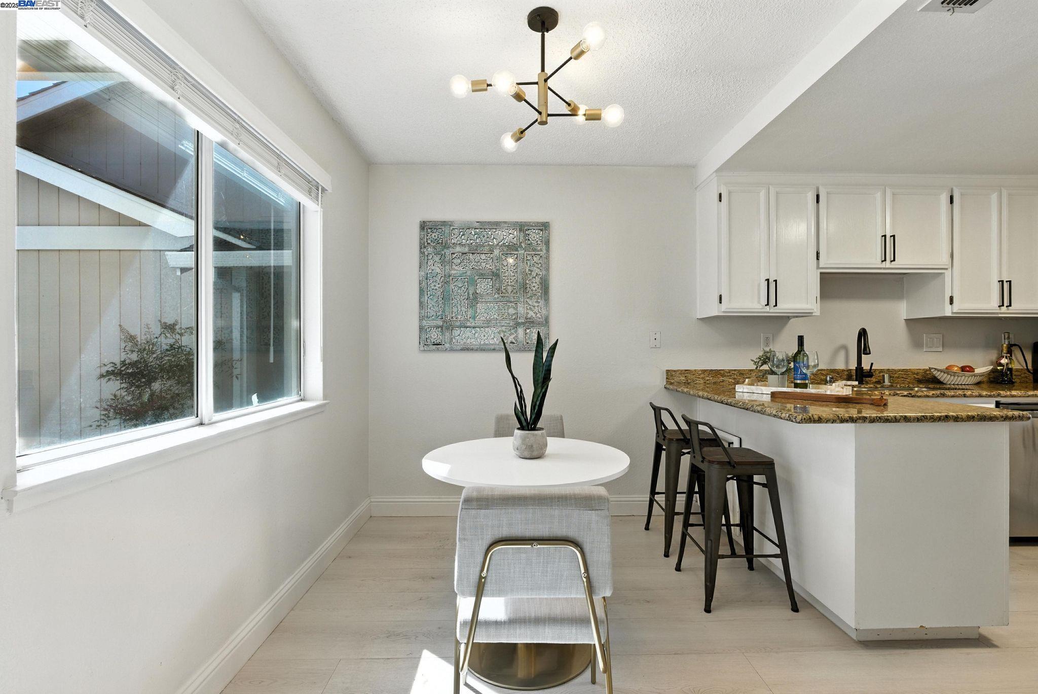 Detail Gallery Image 14 of 44 For 316 N Wildwood, Hercules,  CA 94547 - 3 Beds | 2/1 Baths