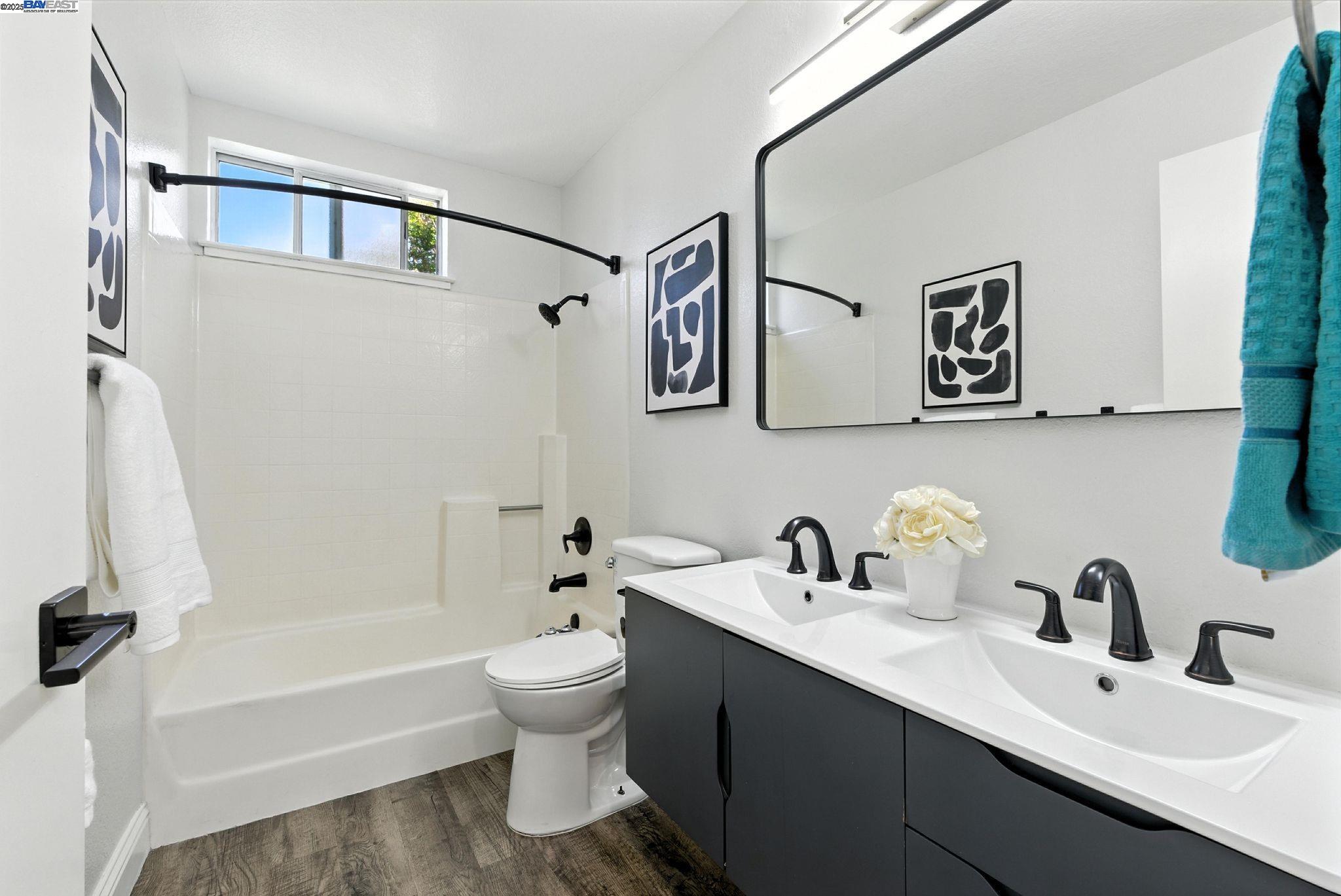 Detail Gallery Image 24 of 44 For 316 N Wildwood, Hercules,  CA 94547 - 3 Beds | 2/1 Baths