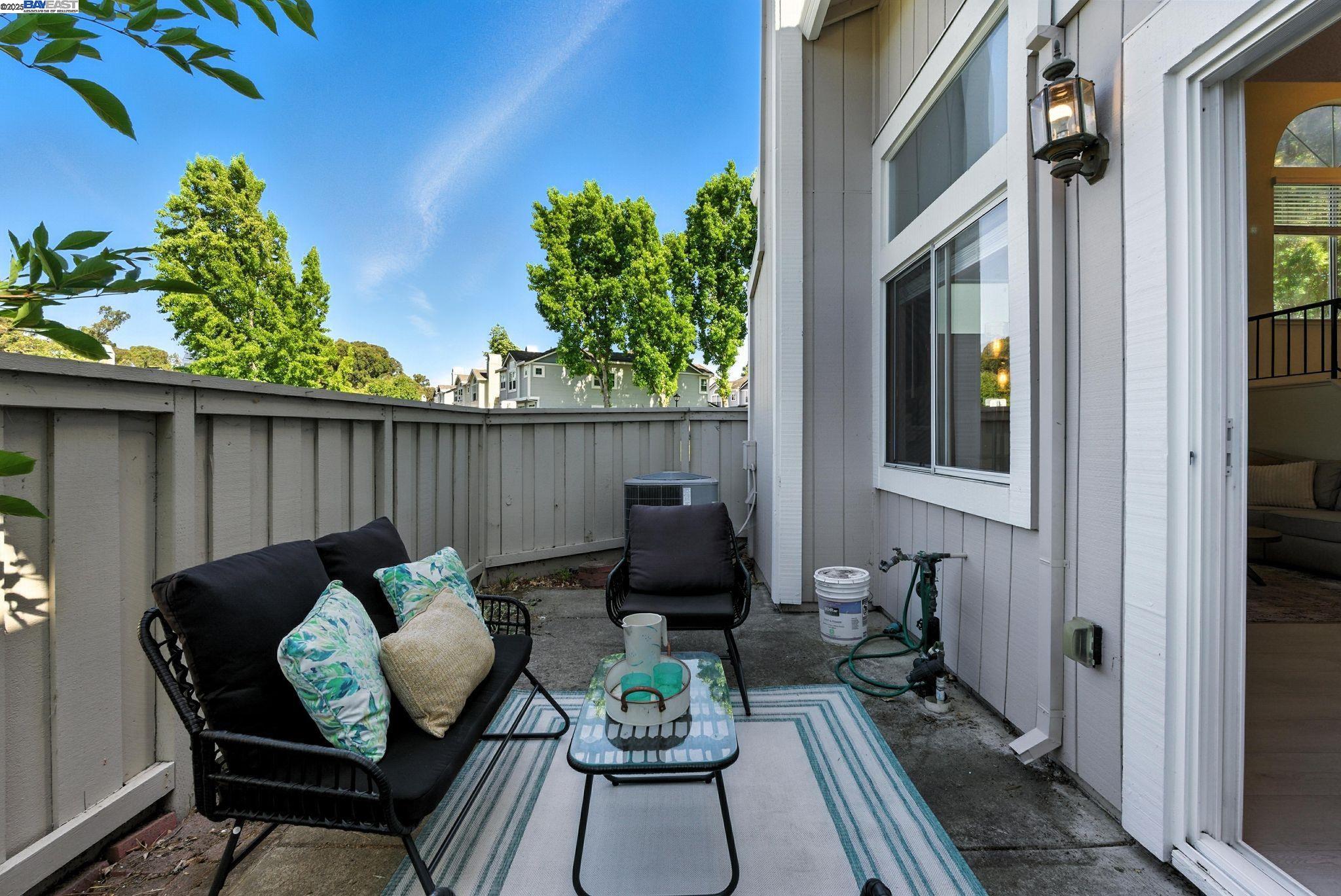 Detail Gallery Image 28 of 44 For 316 N Wildwood, Hercules,  CA 94547 - 3 Beds | 2/1 Baths